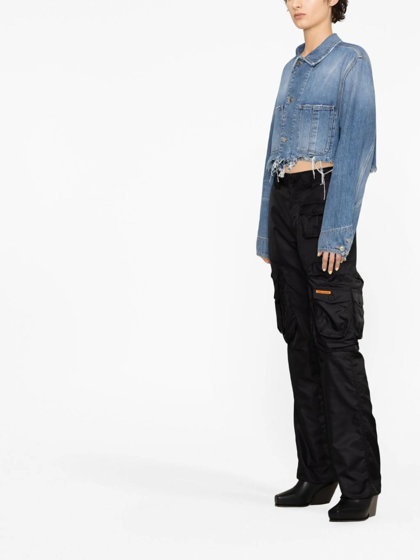 distressed-effect cropped denim jacket