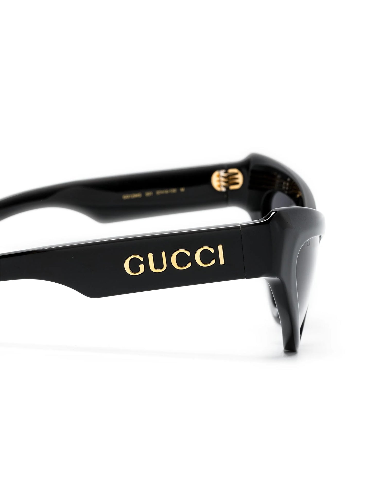 cat-eye frame sunglasses