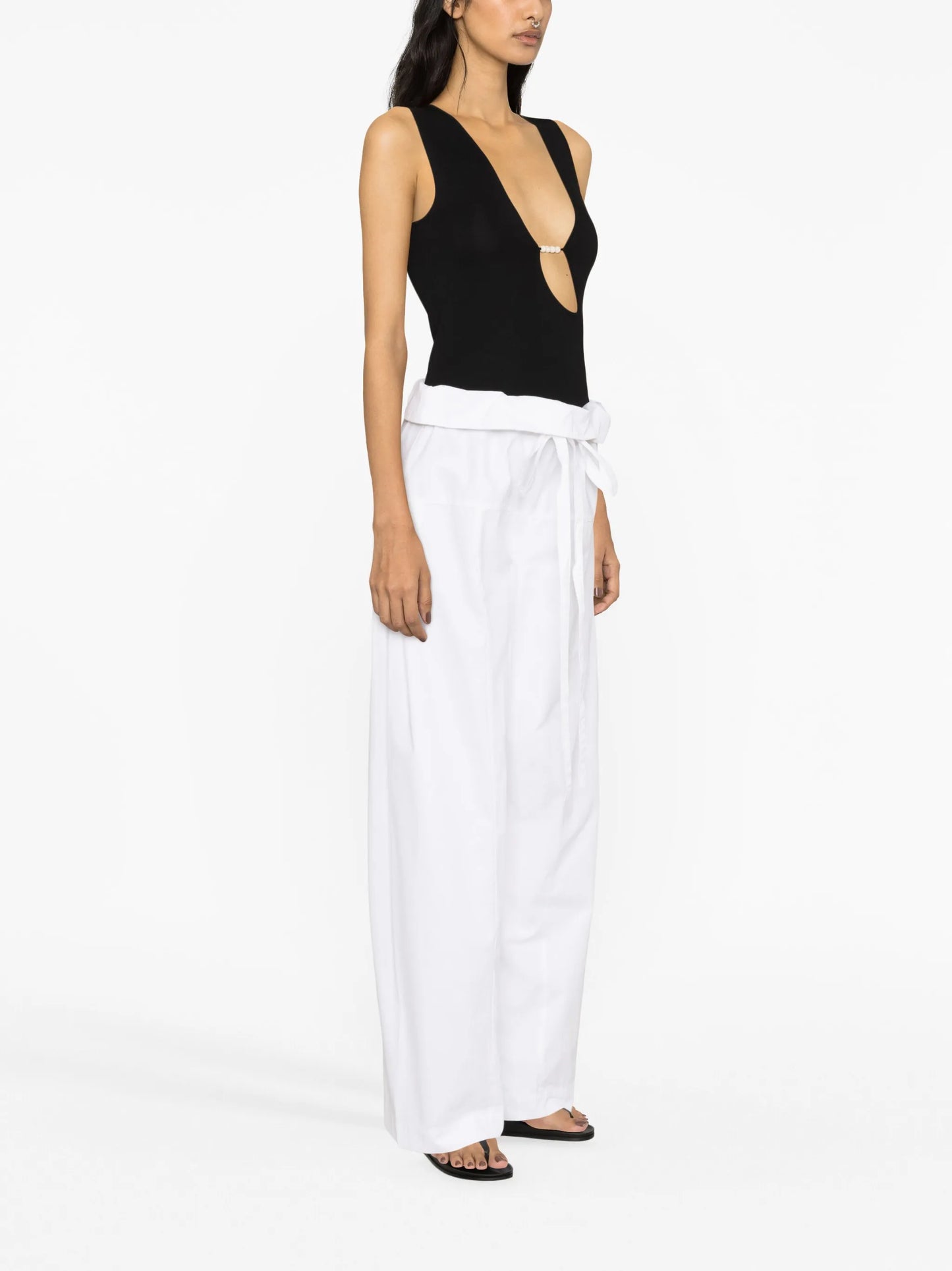 drawstring-waist wide-leg trousers