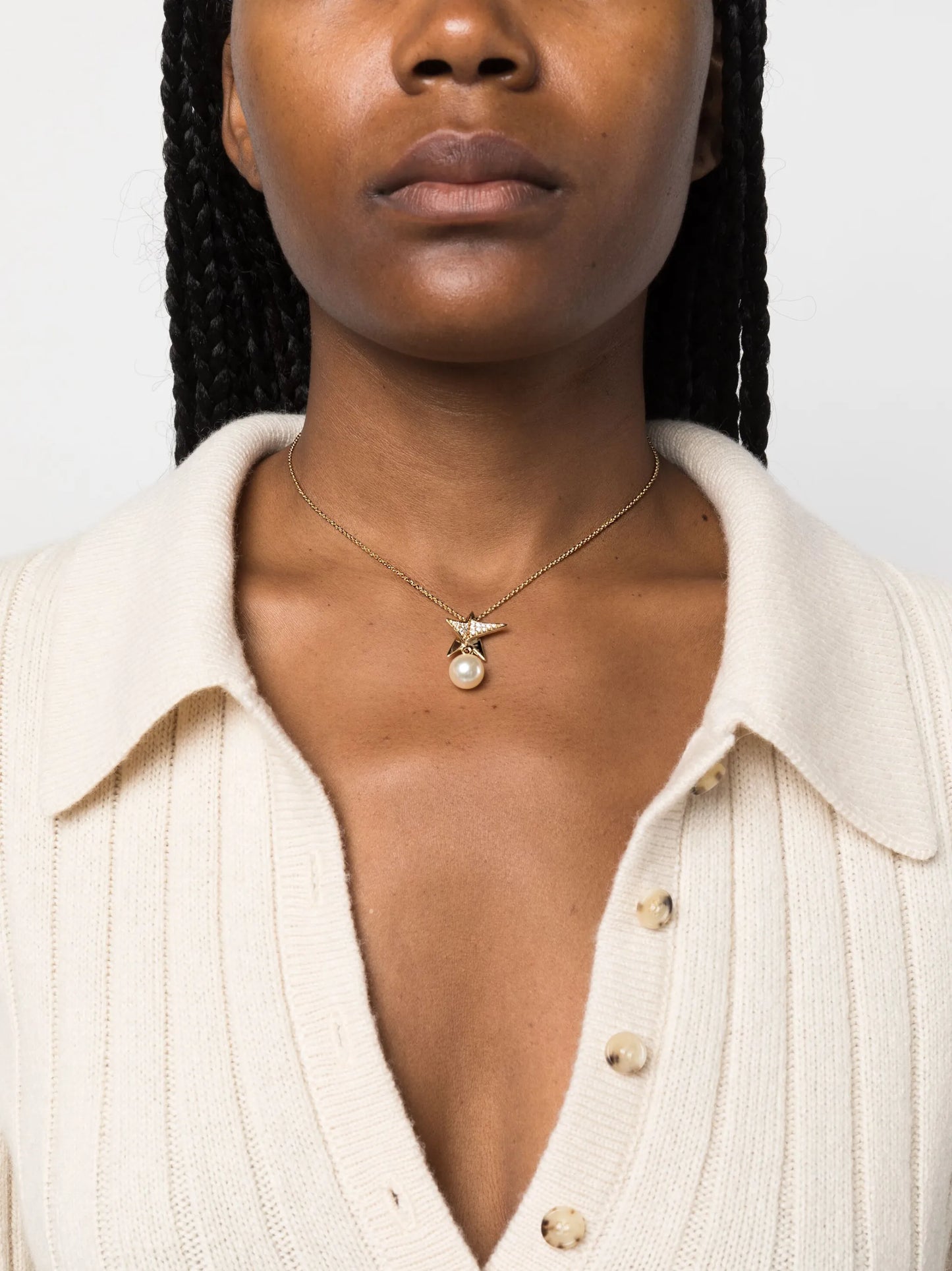 Star Pendant pearl necklace