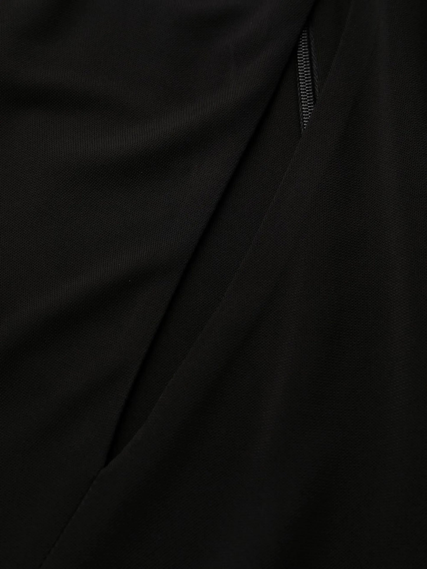 cut-out long sleeves dress