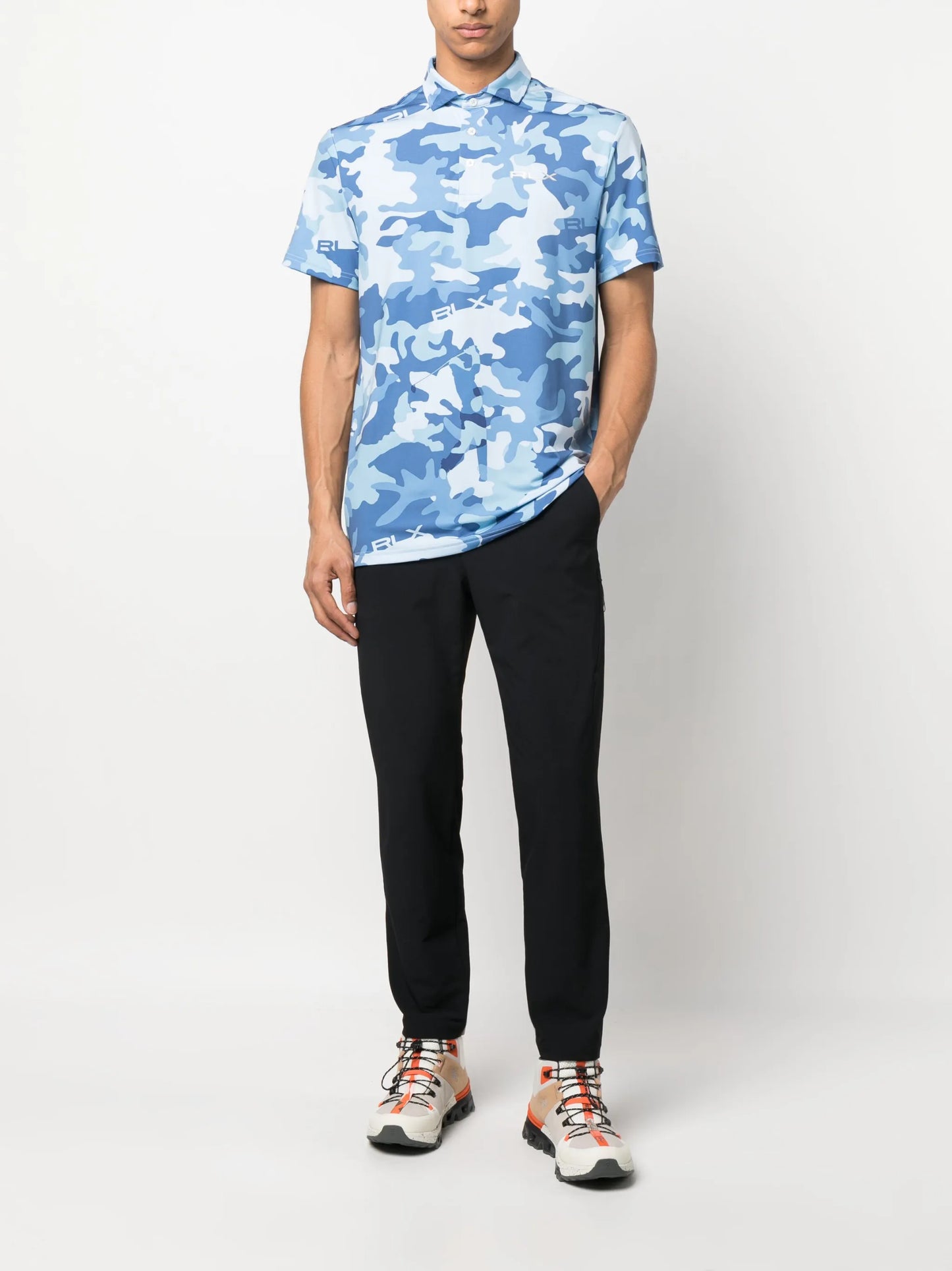 camouflage-print polo shirt