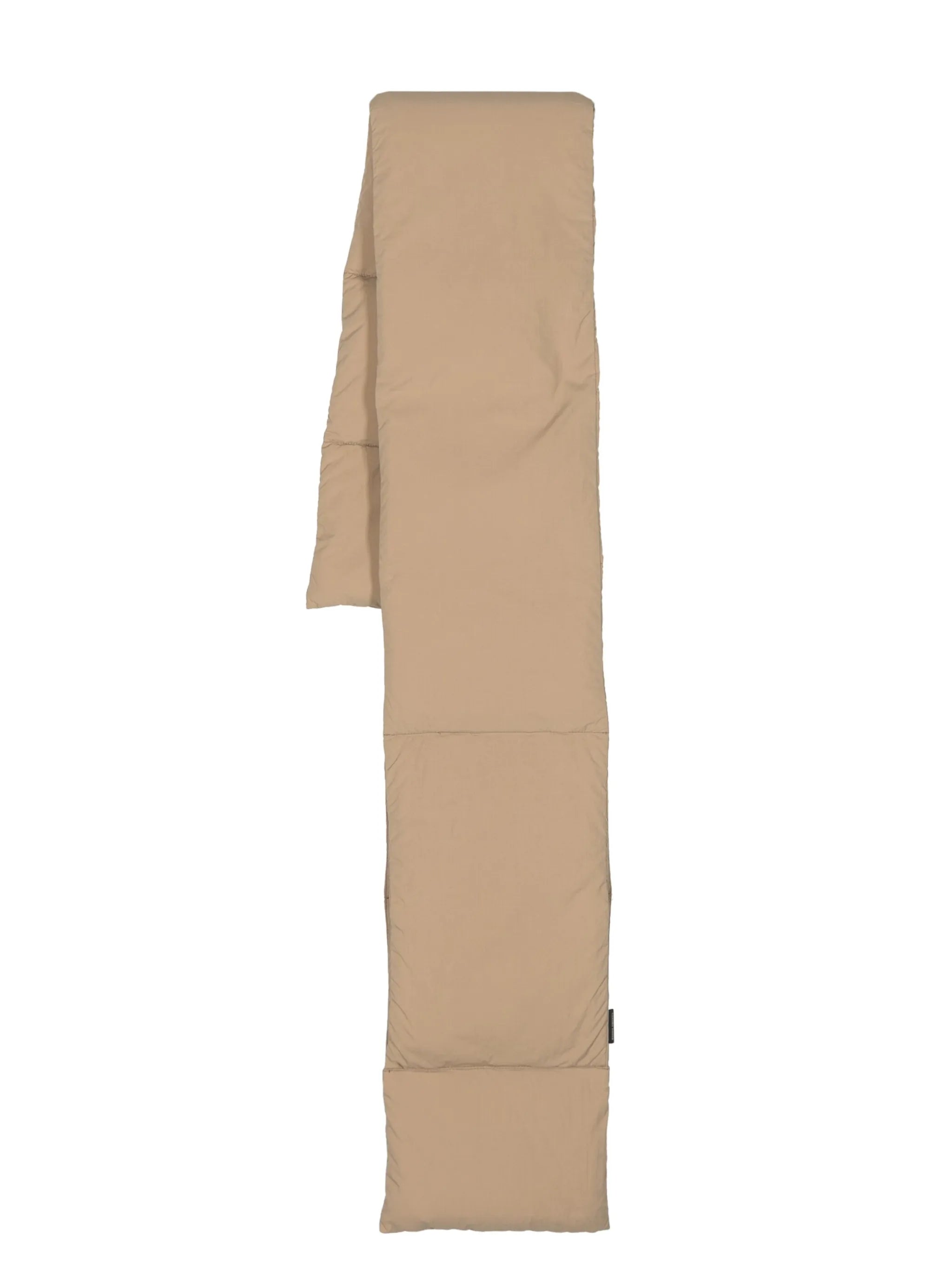 rectangle-shape padded scarf