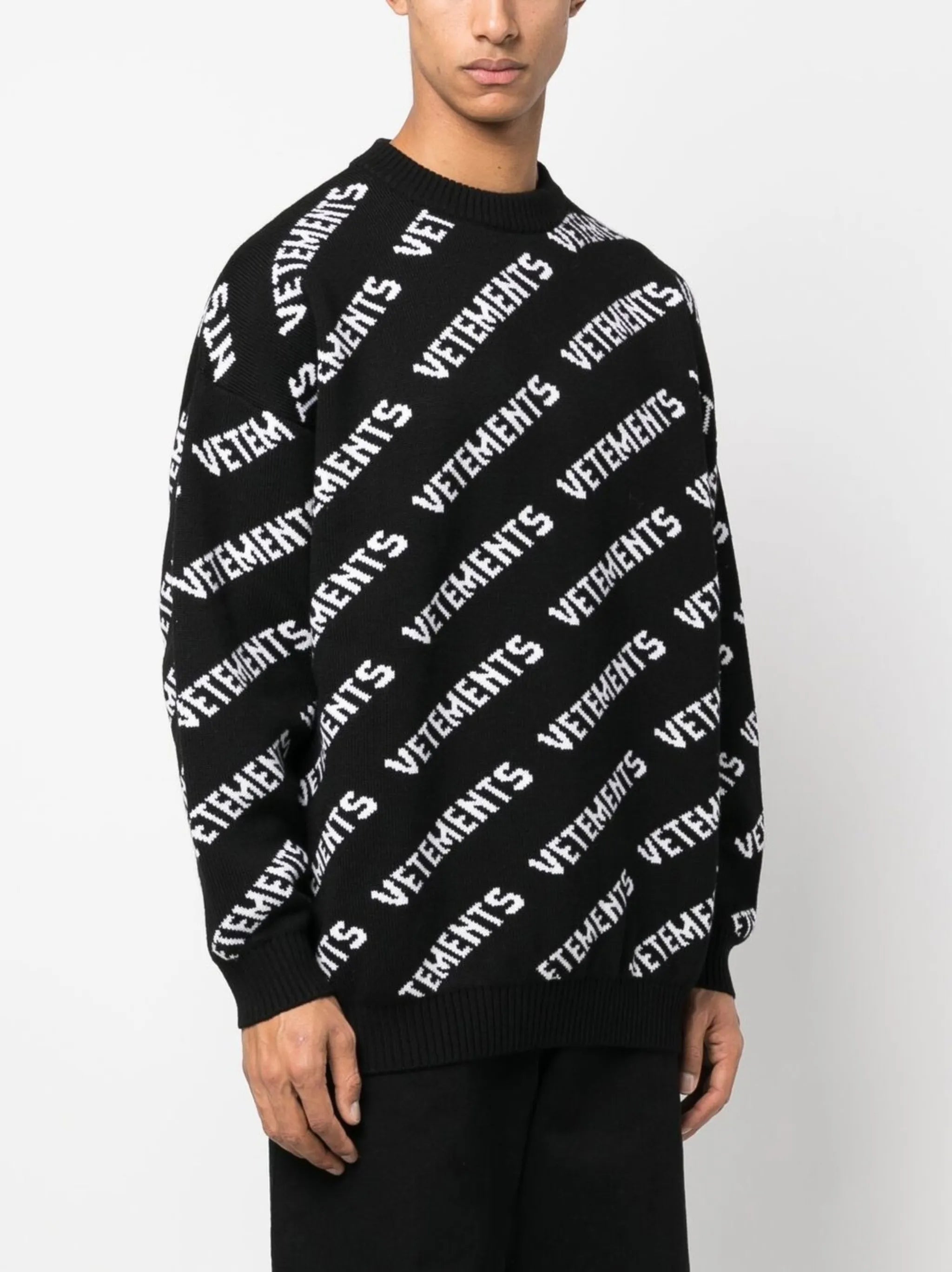 logo-print long-sleeve jumper