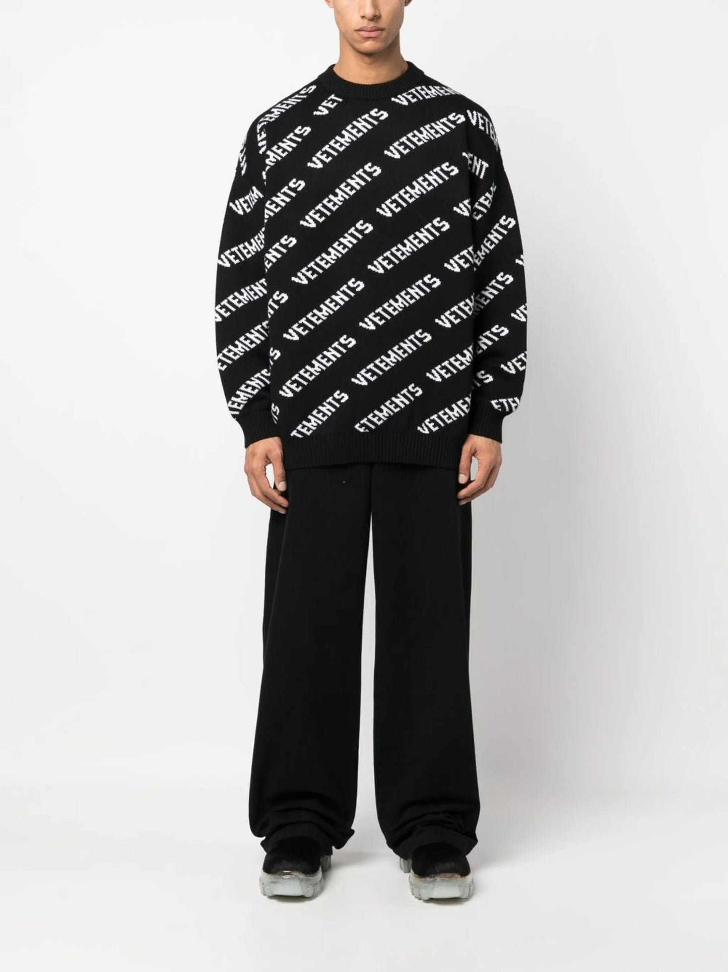logo-print long-sleeve jumper