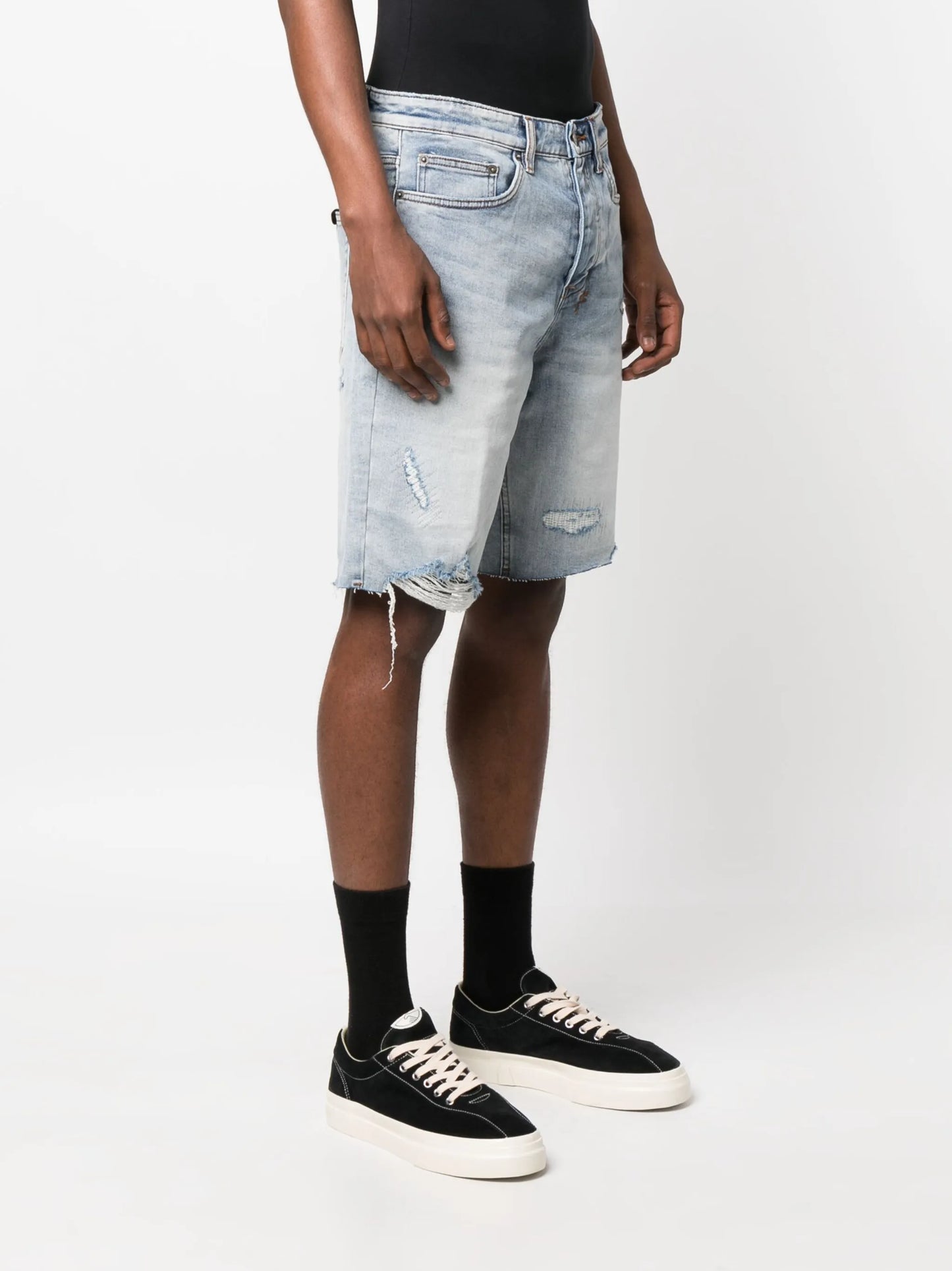 distressed knee-length denim shorts