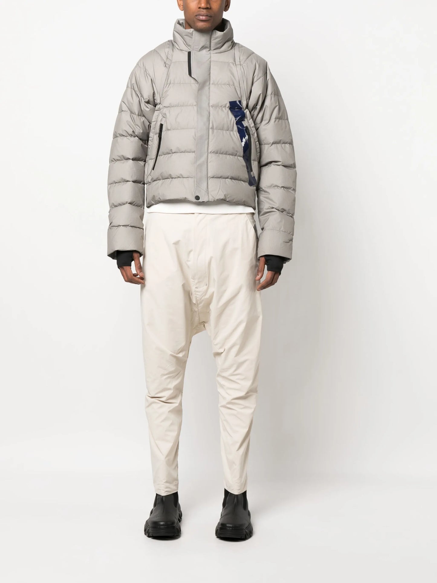 drop-crotch trousers
