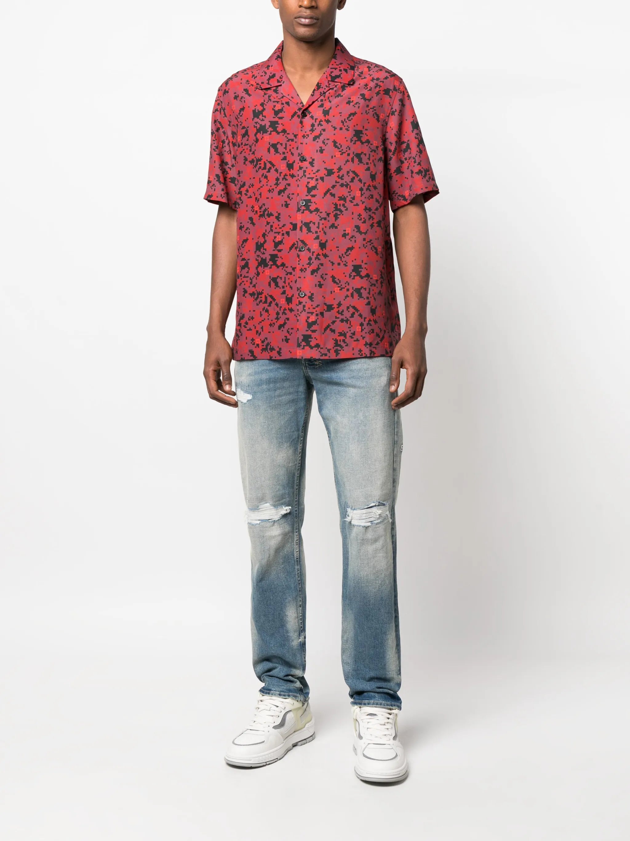 distressed slim-cut jeans