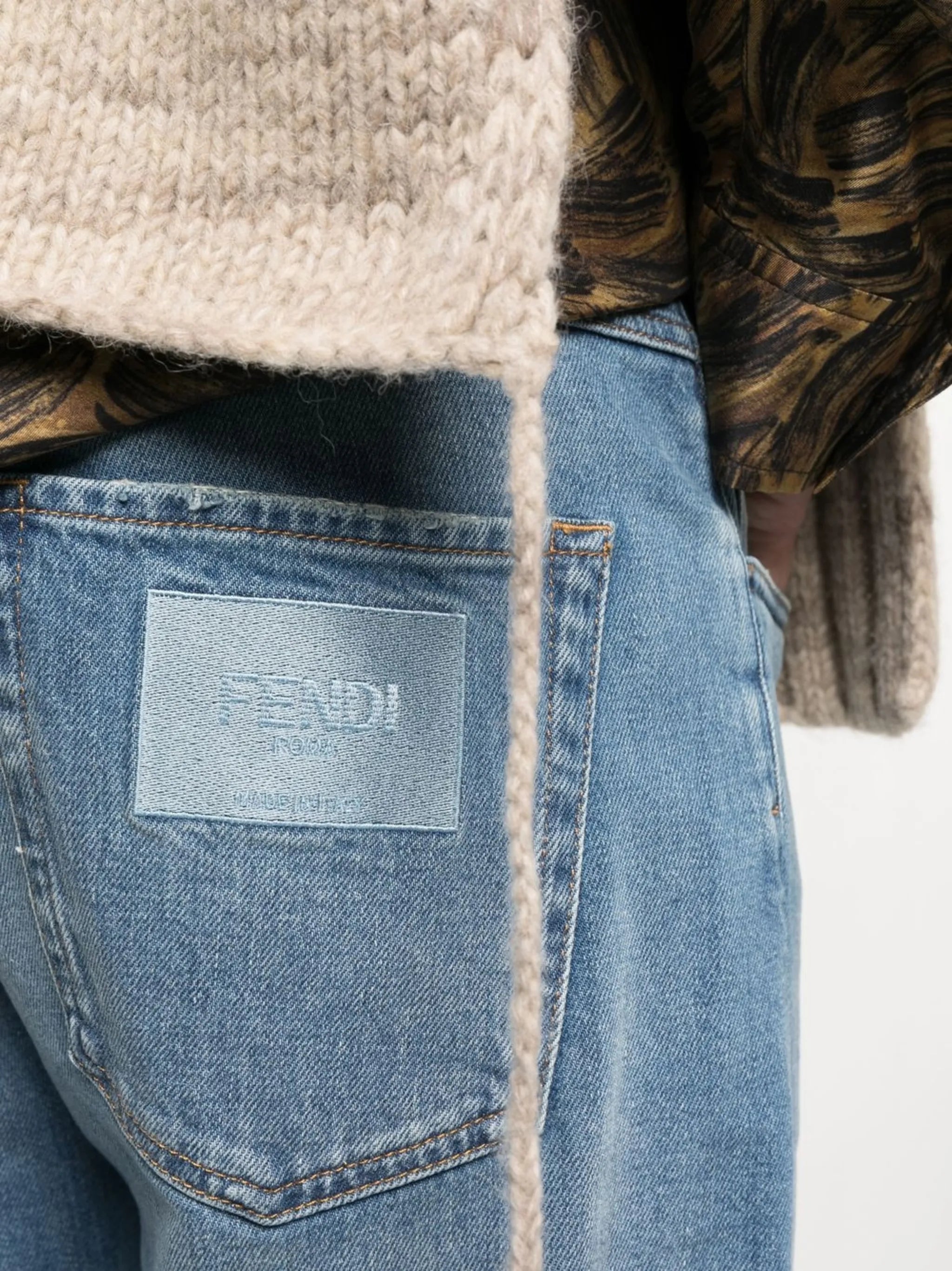 logo-patch straight-leg jeans