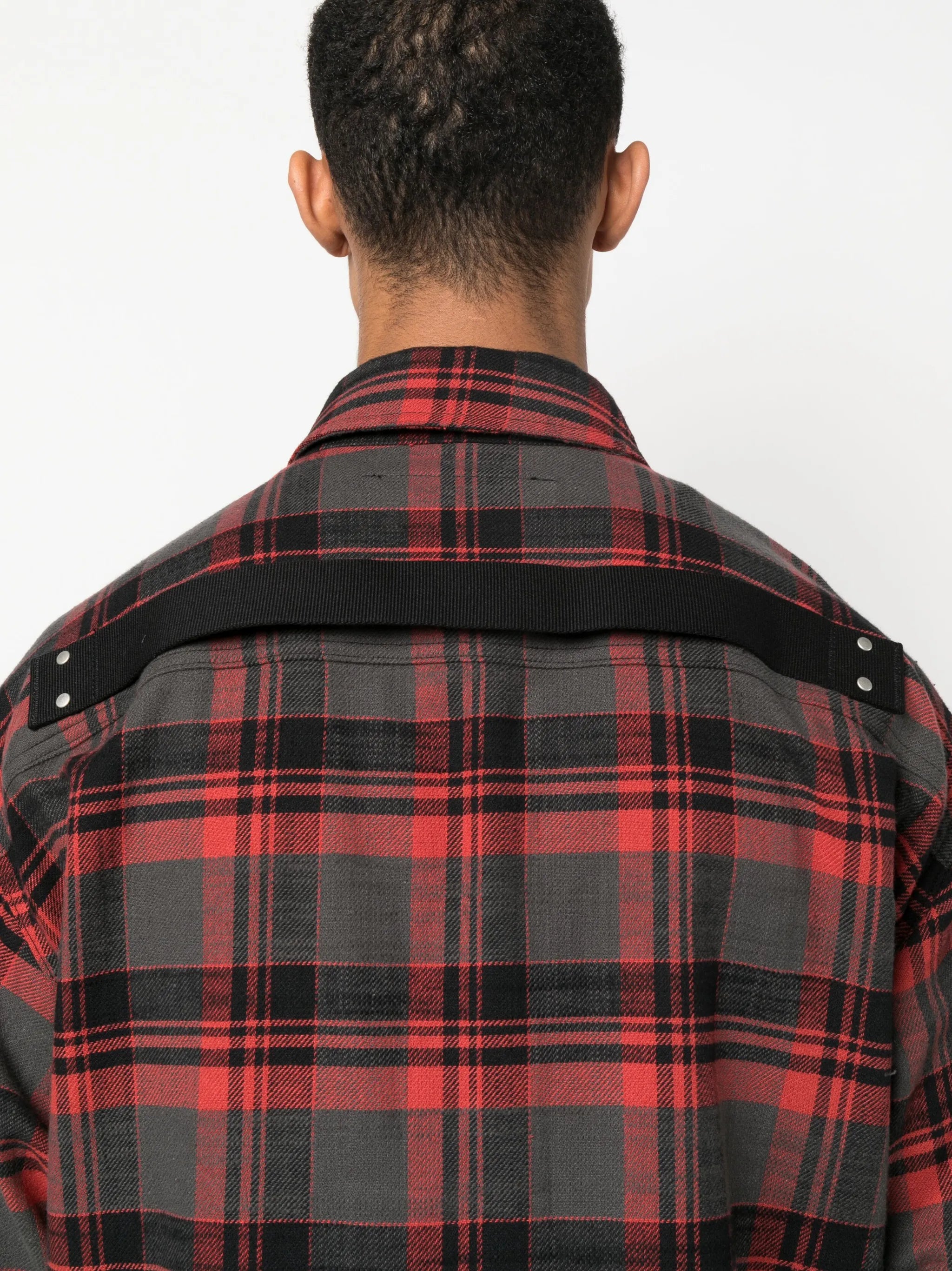 oversized plaid long-sleeve shirt
