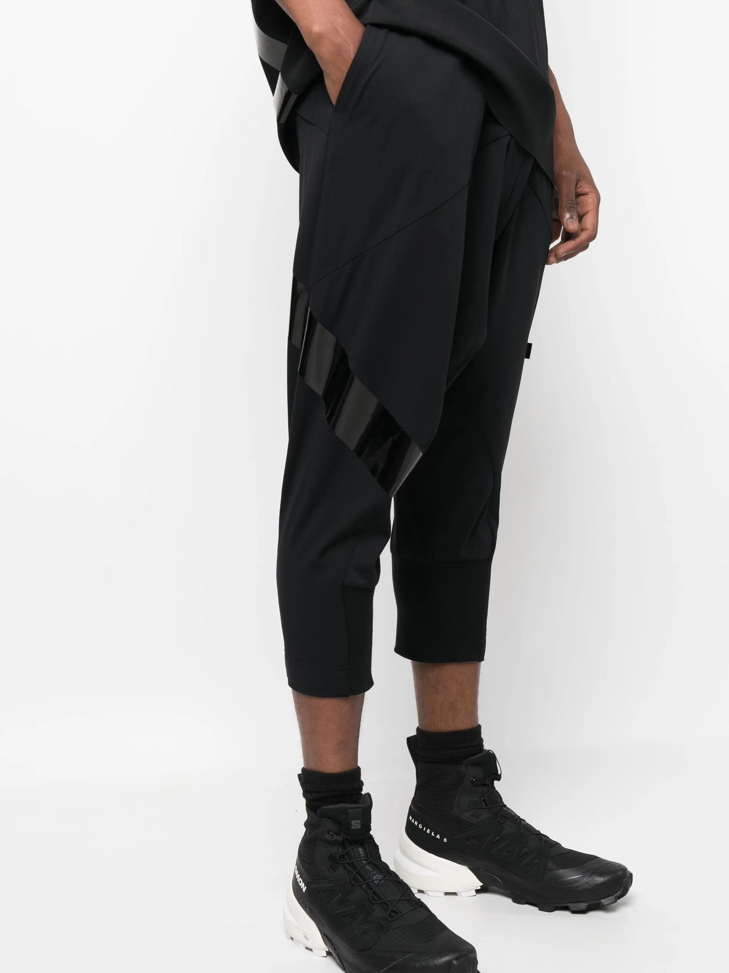 drop-crotch cropped track pants
