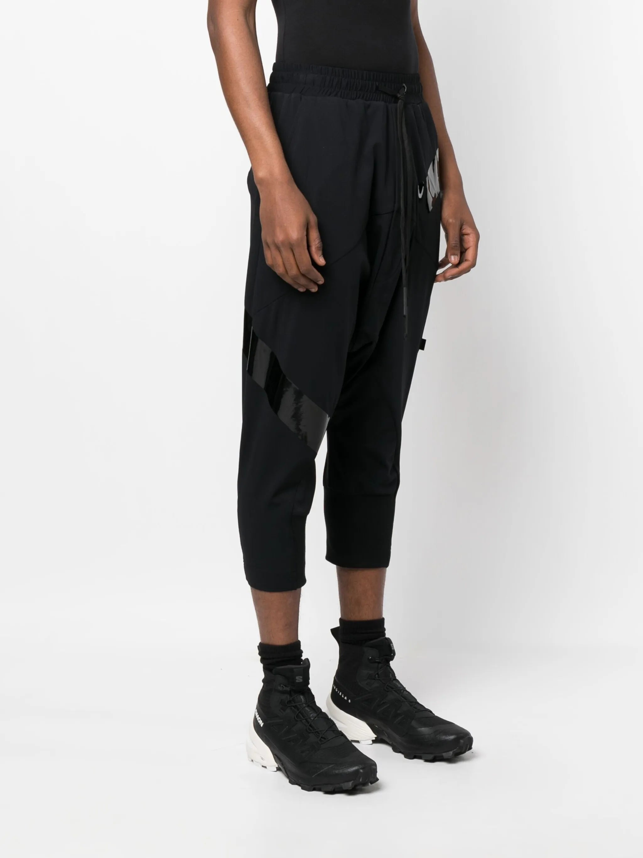 drop-crotch cropped track pants