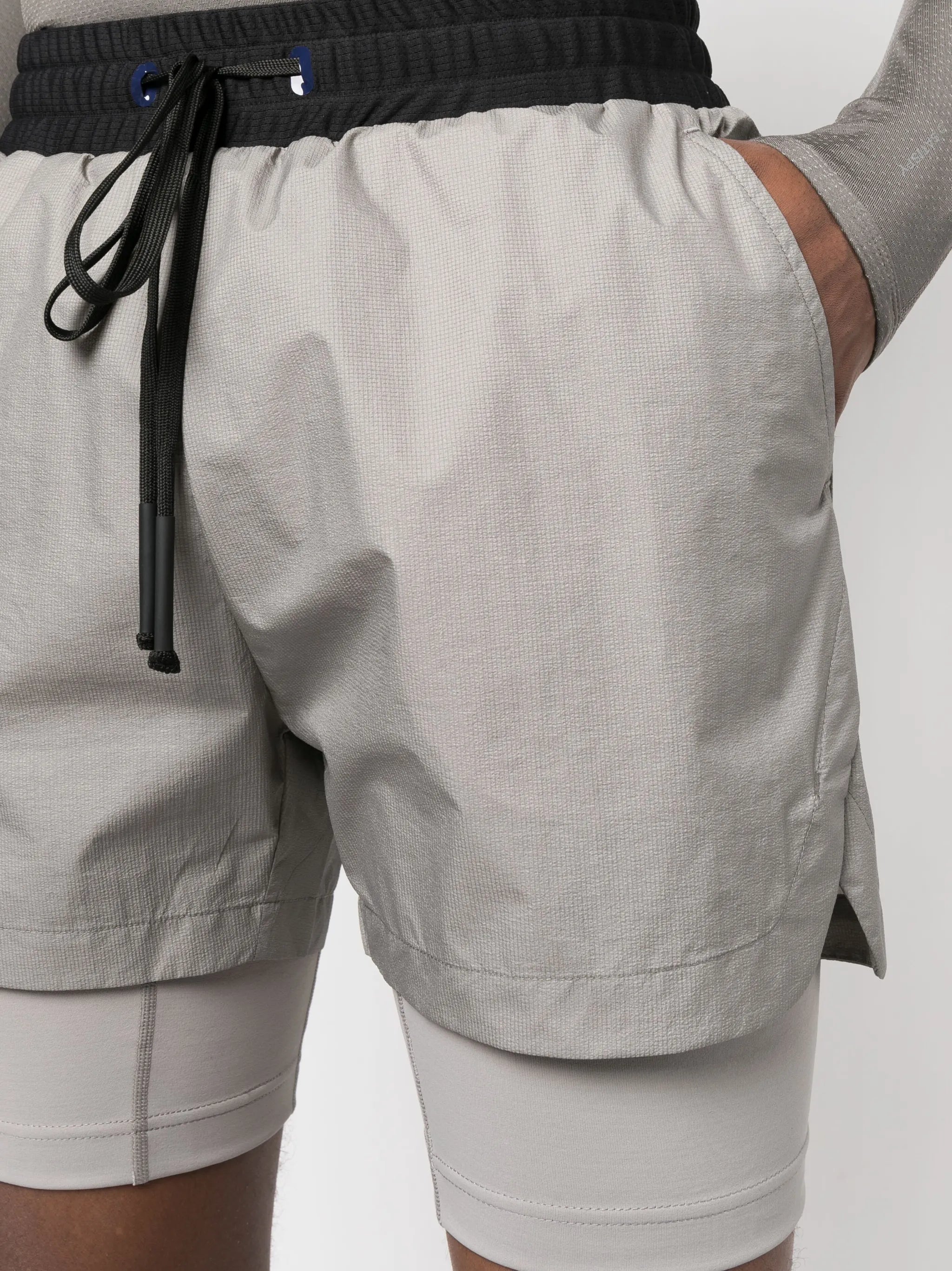 drawstring-waist layered track shorts