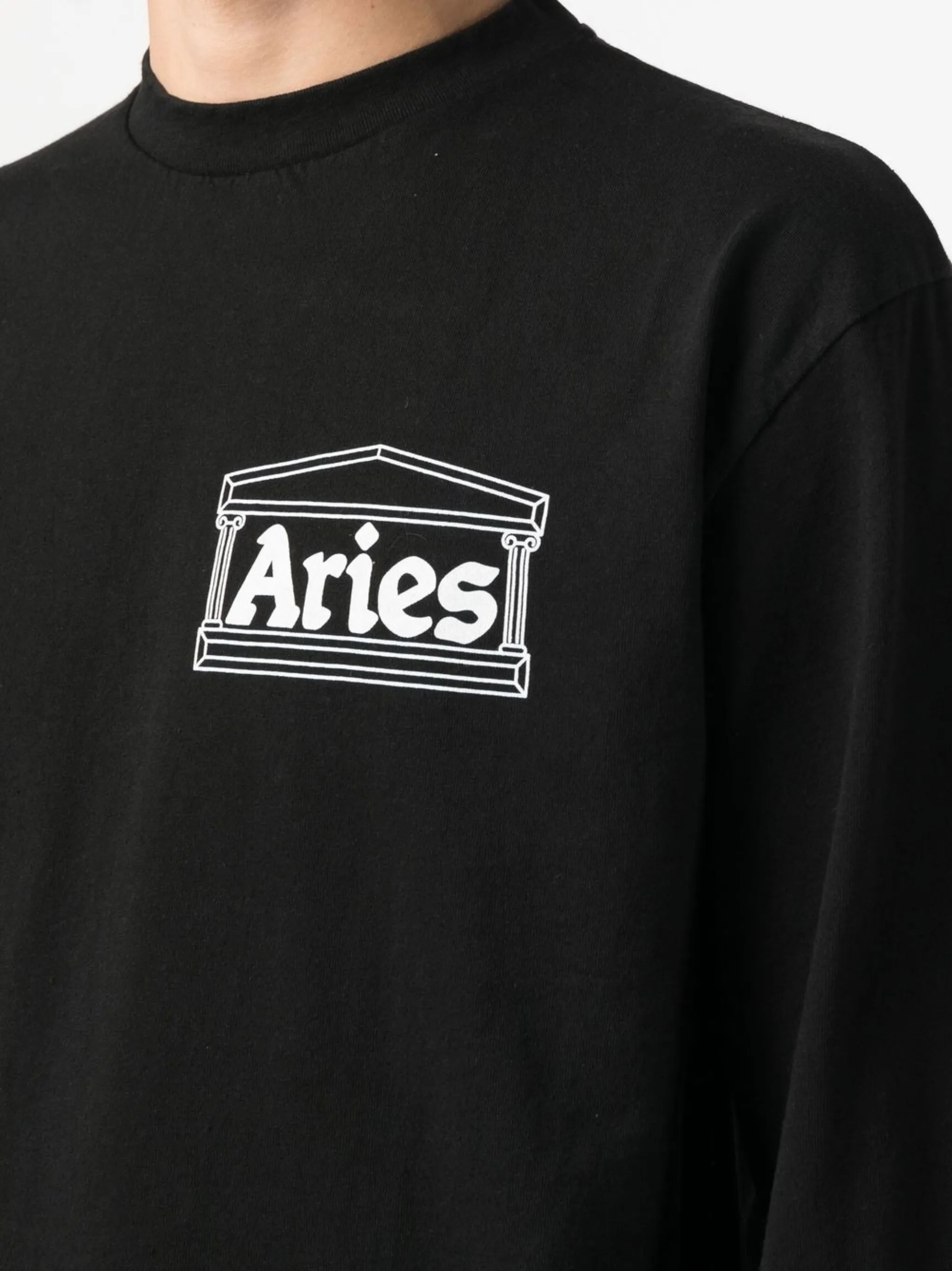 logo-print long-sleeved T-shirt