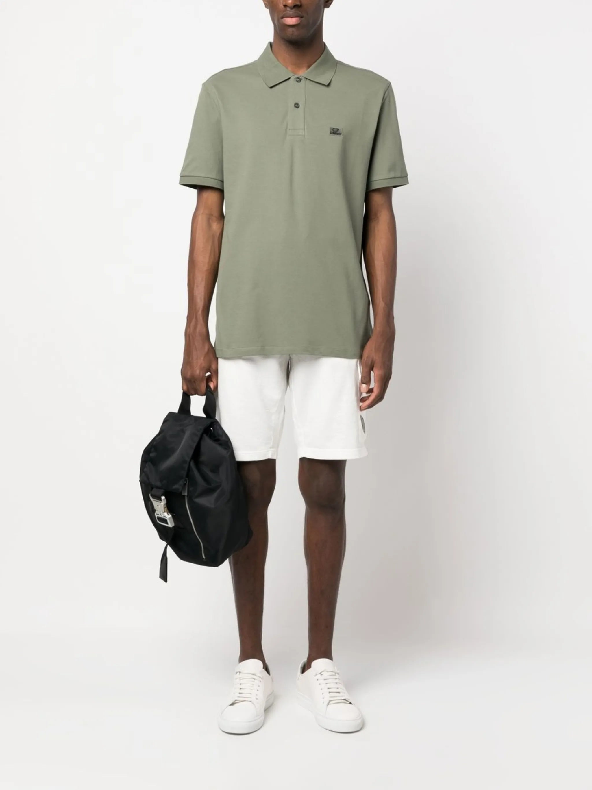 Lens-detail cargo shorts