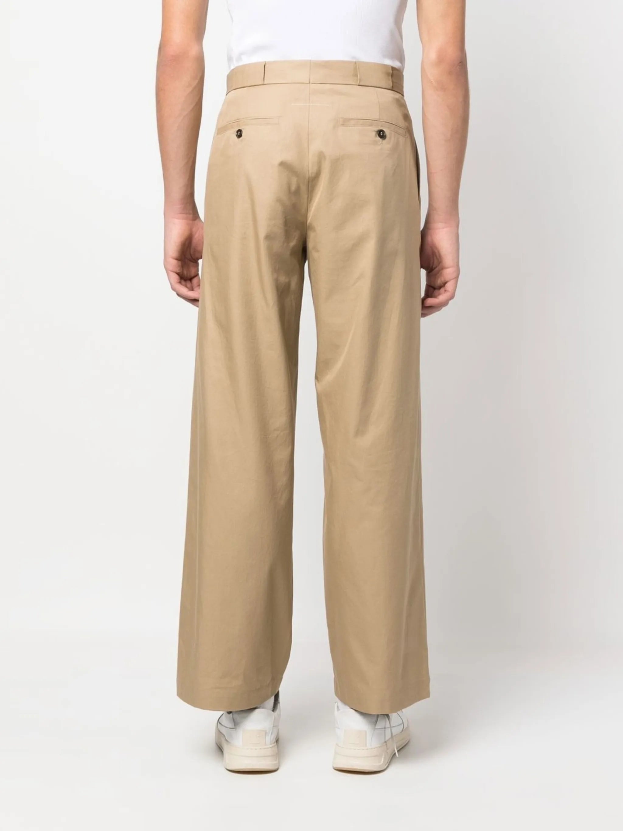 straight-leg tailored trousers