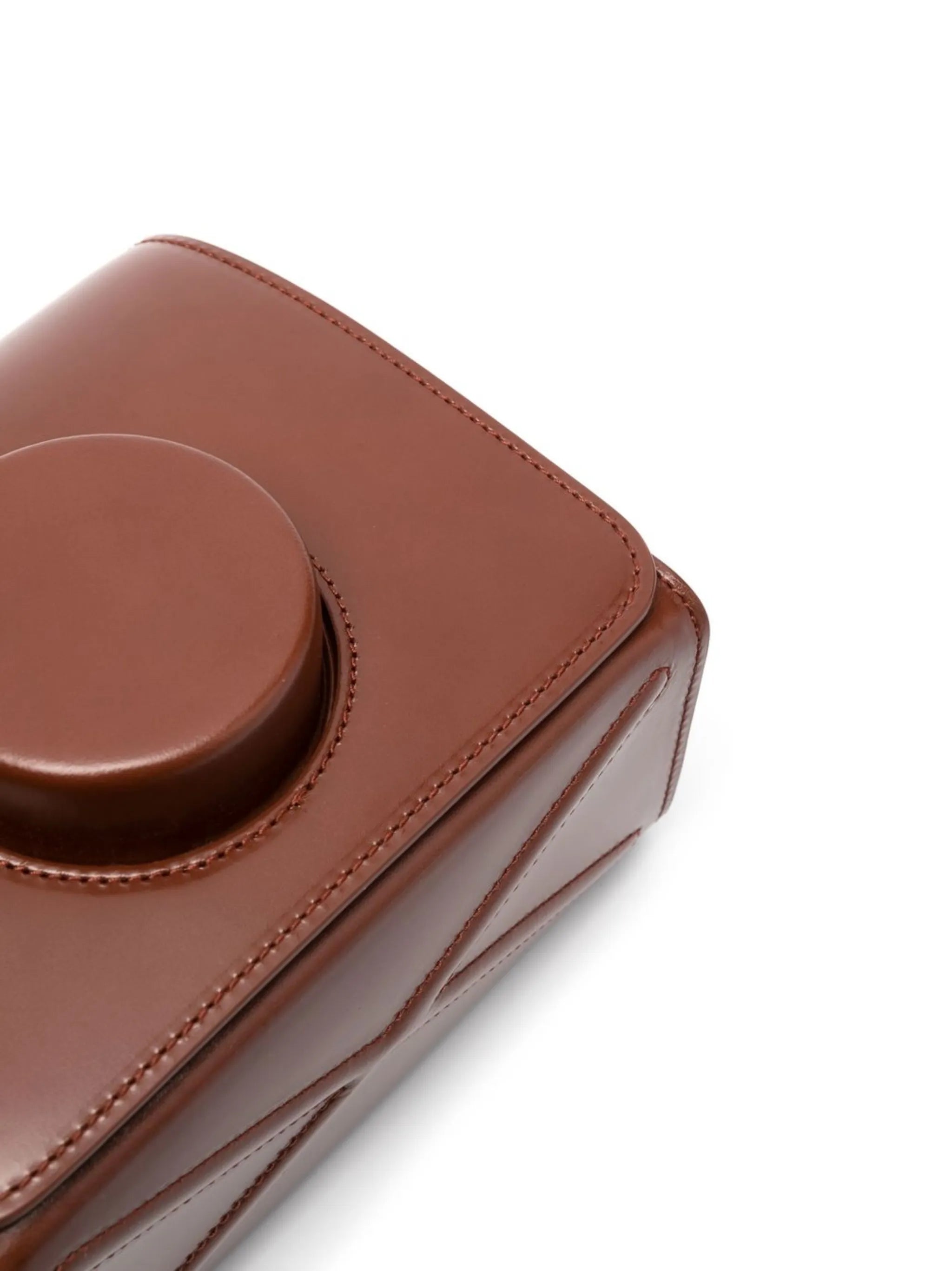 Camera boxy crossbody bag