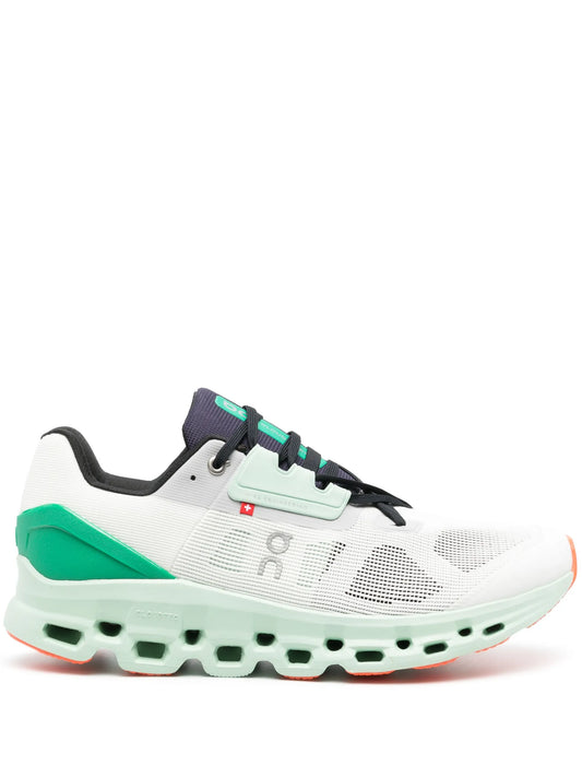 Cloudstratus running sneakers