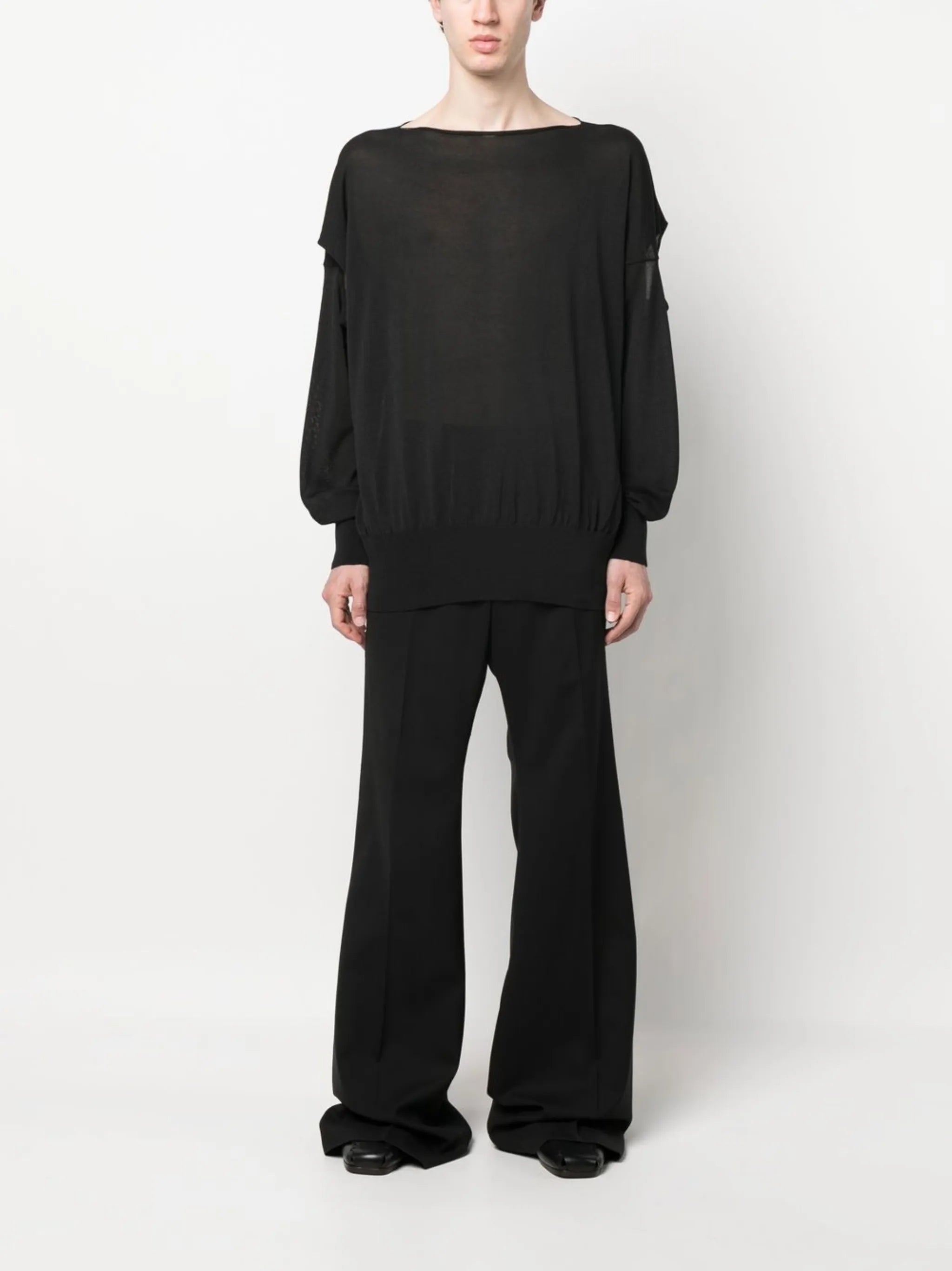 fine-knit wide-neck jumper