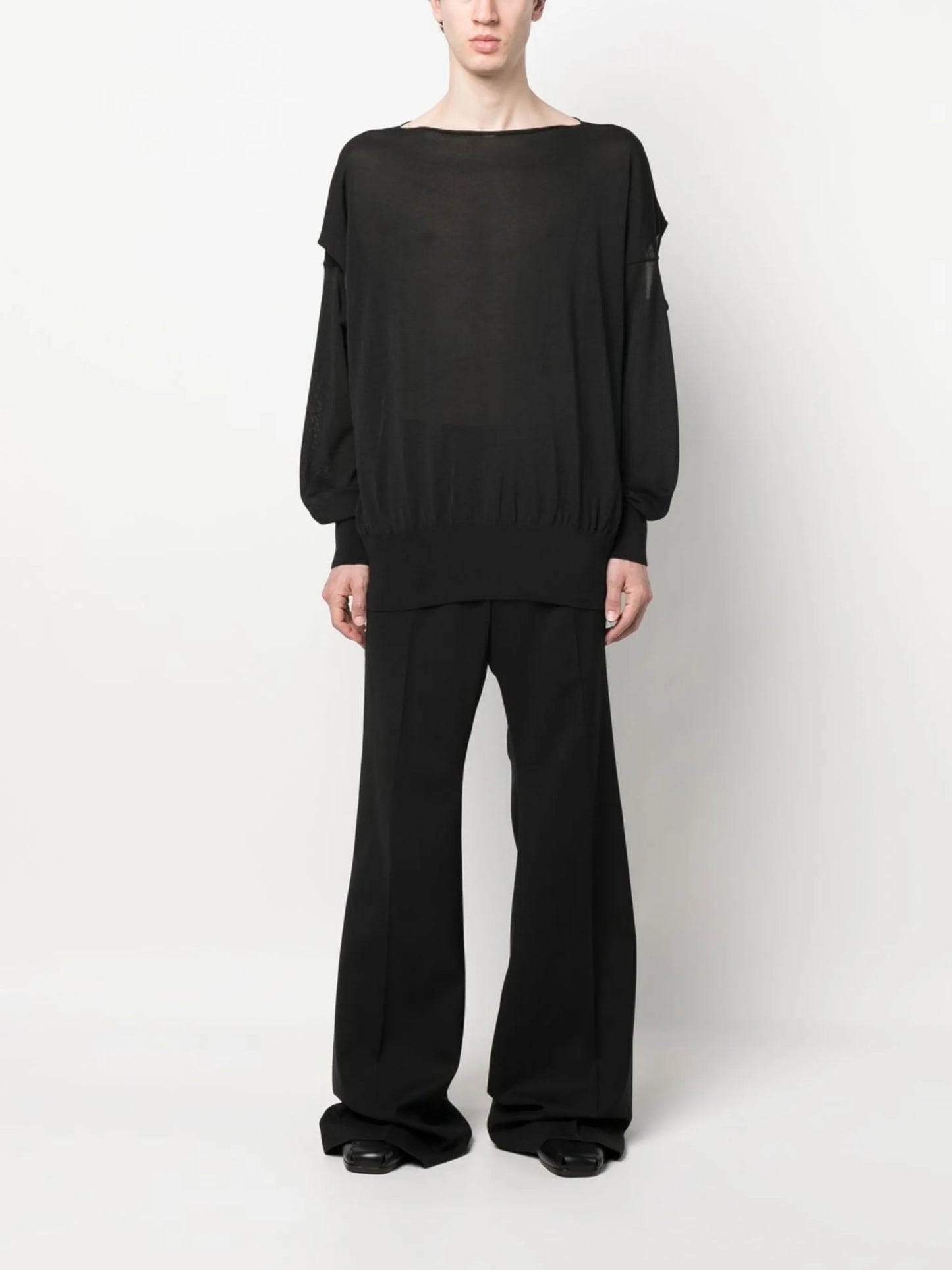 fine-knit wide-neck jumper