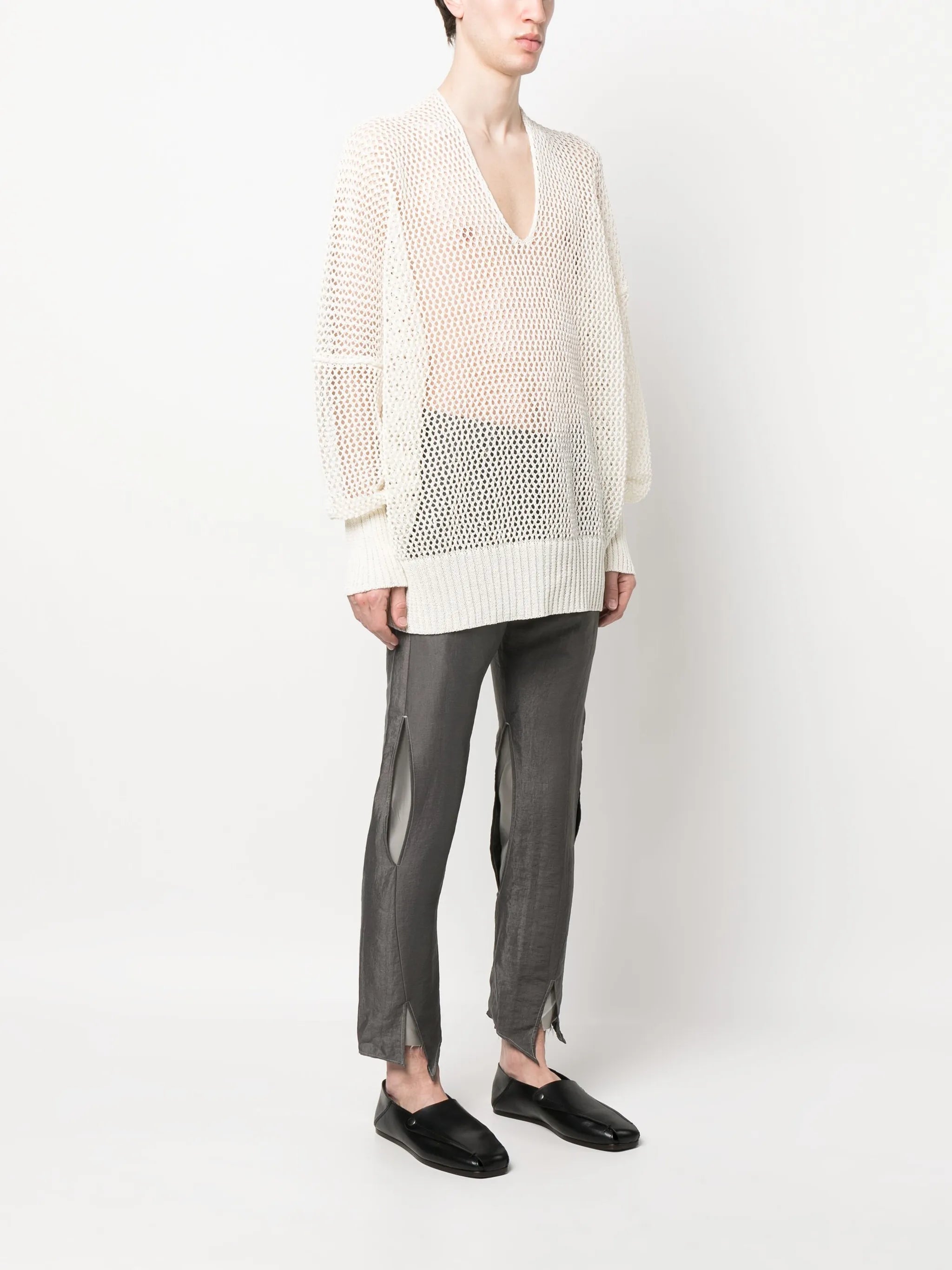 V-neck mesh jumper