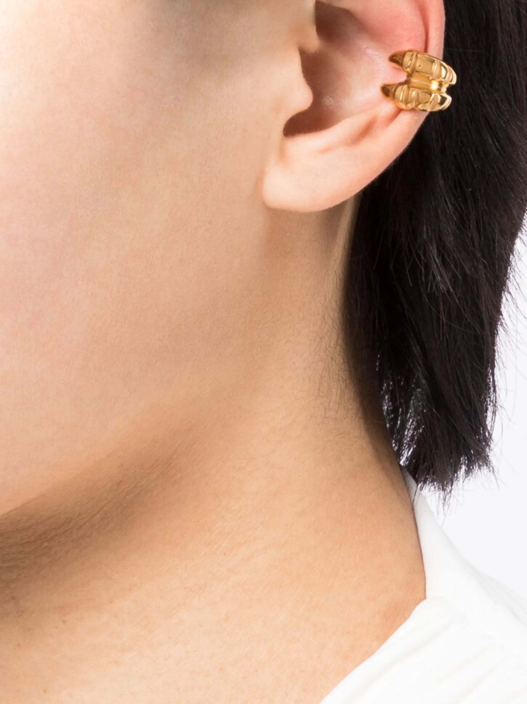 Claw carved ear cuff
