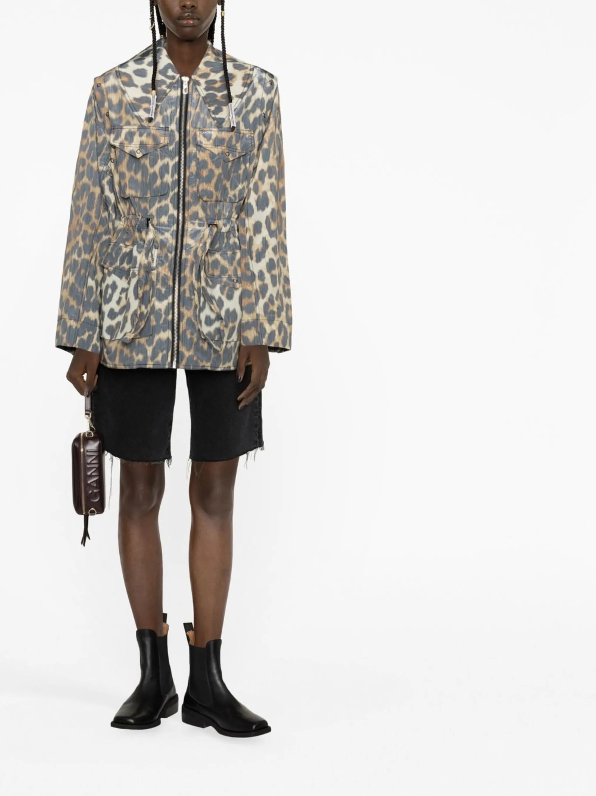 detachable-sleeves leopard-print jacket