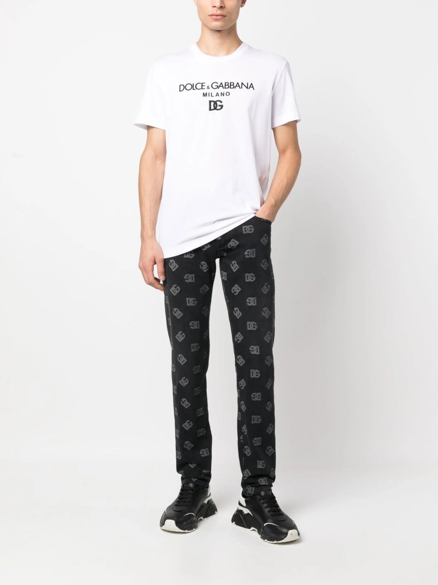 DG Essentials logo-embroidered T-shirt