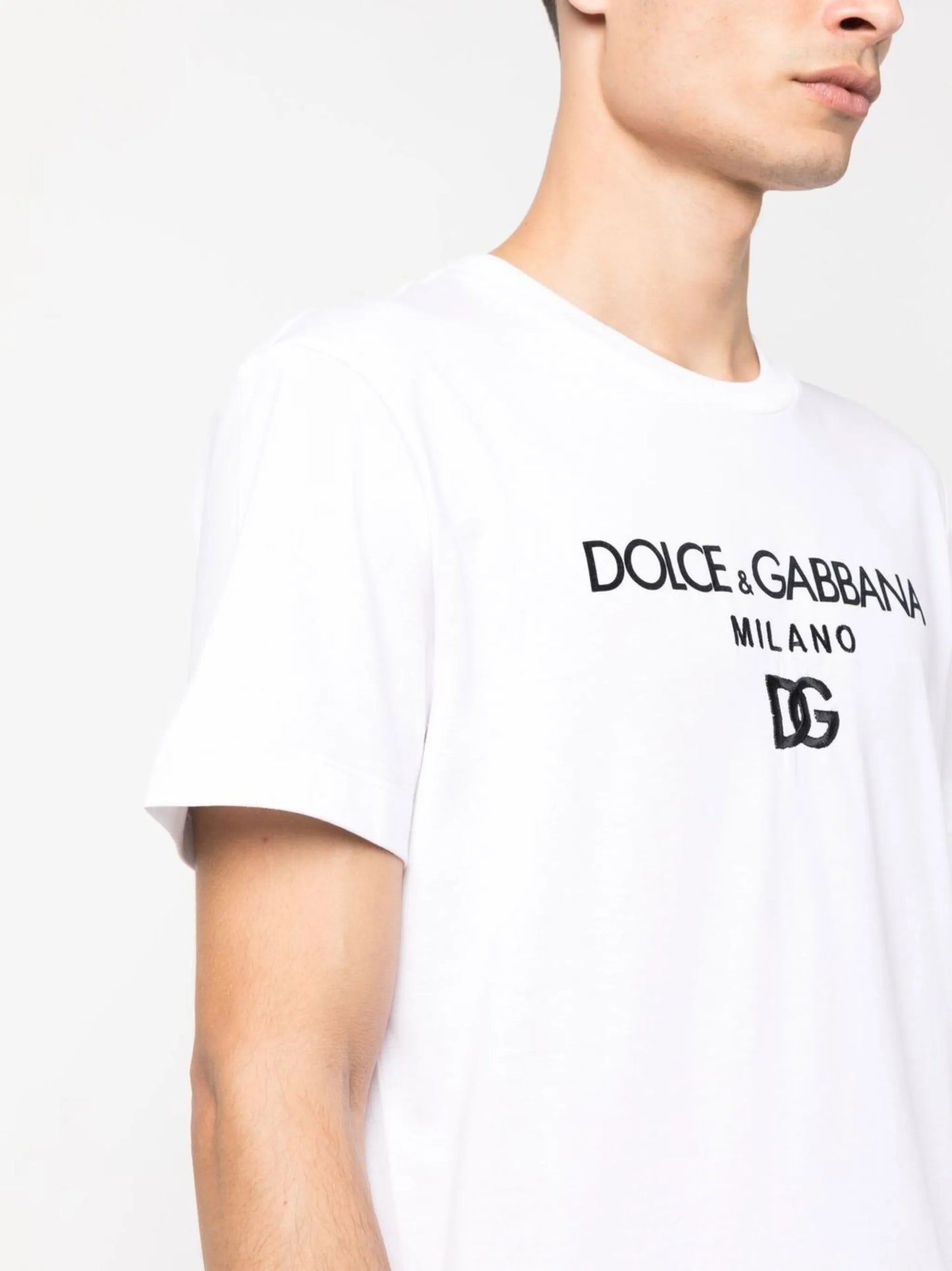 DG Essentials logo-embroidered T-shirt