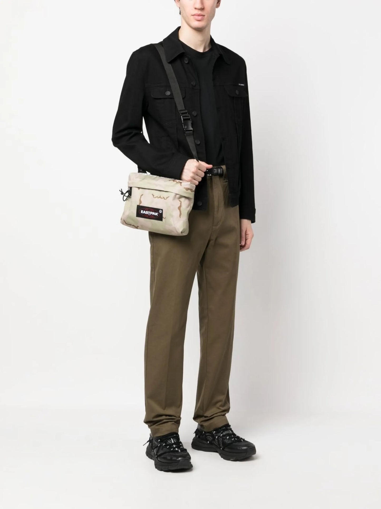 graphic-print messenger bag