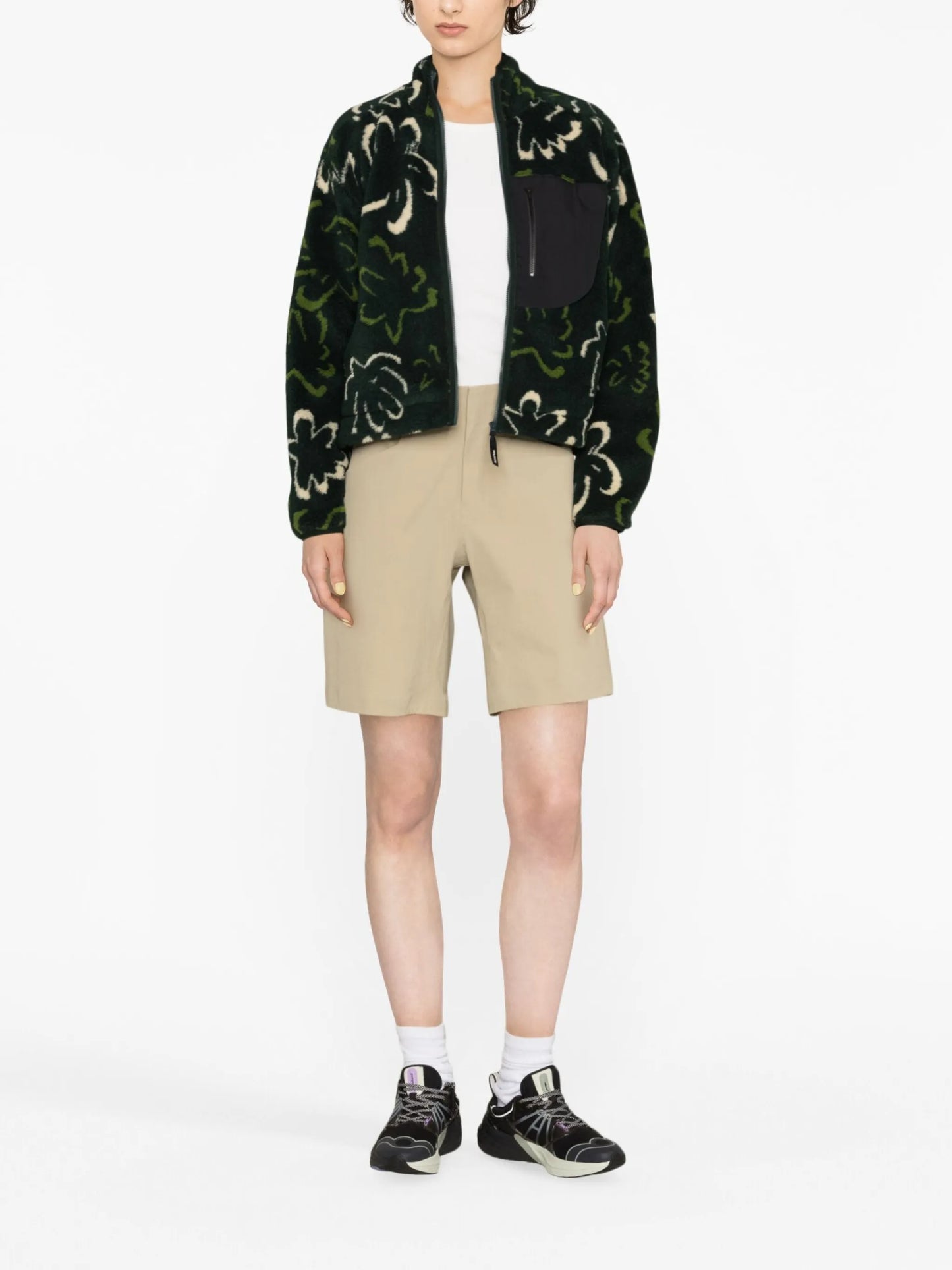Bloom-pattern fleece jacket