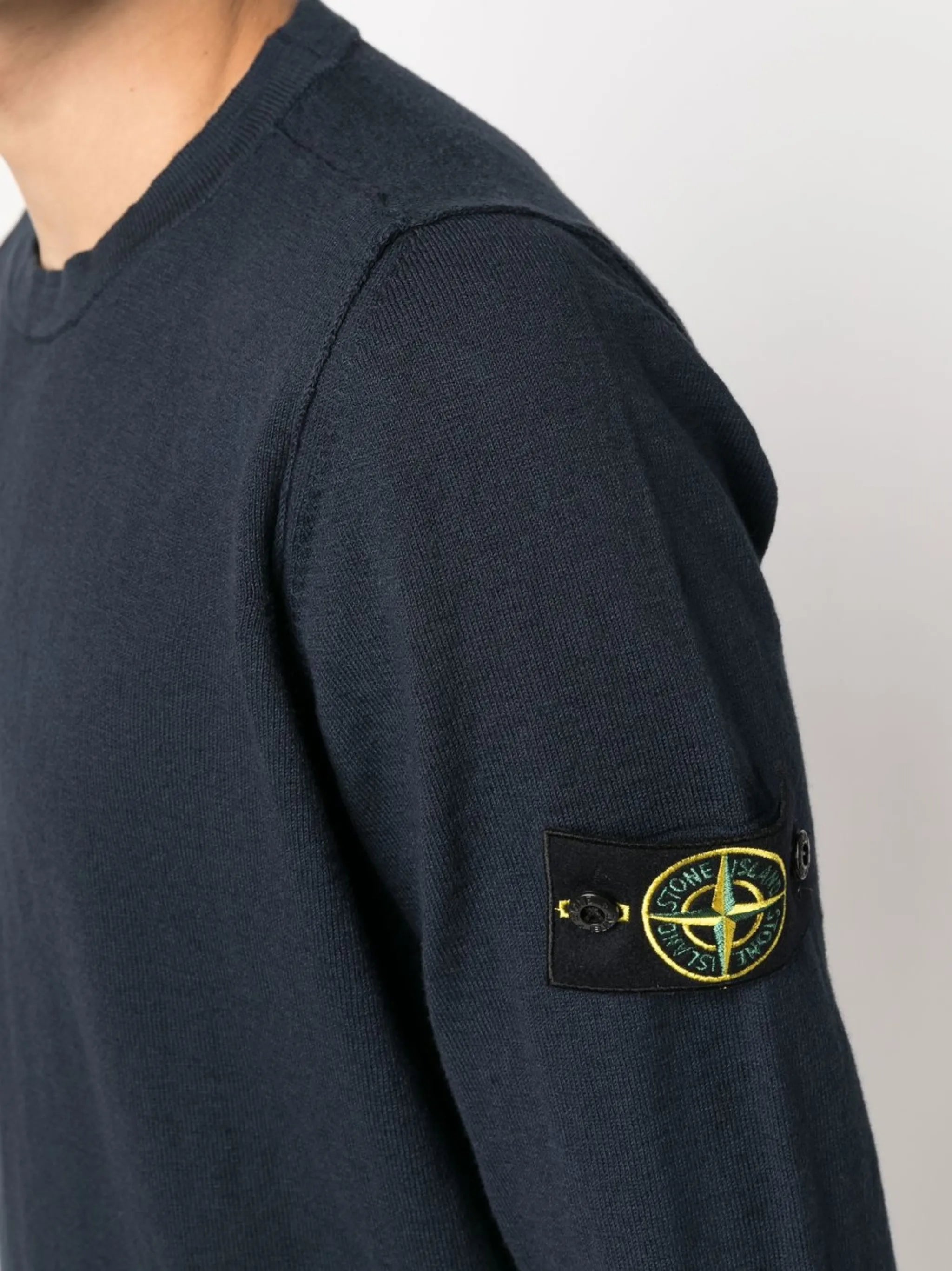 5100052 organic cotton and nylon crew-neck jumper with small roll finishes