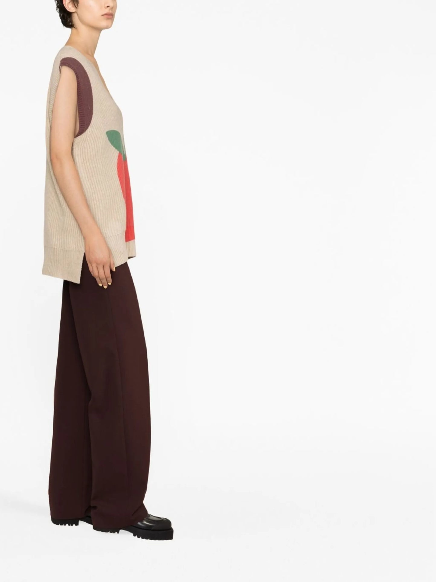 apple motif V-neck vest