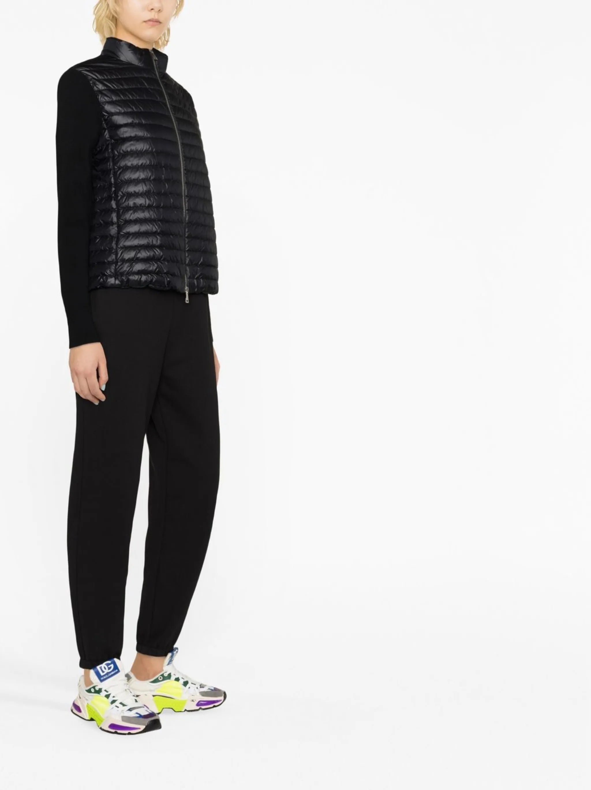 contrasting-sleeve padded jacket
