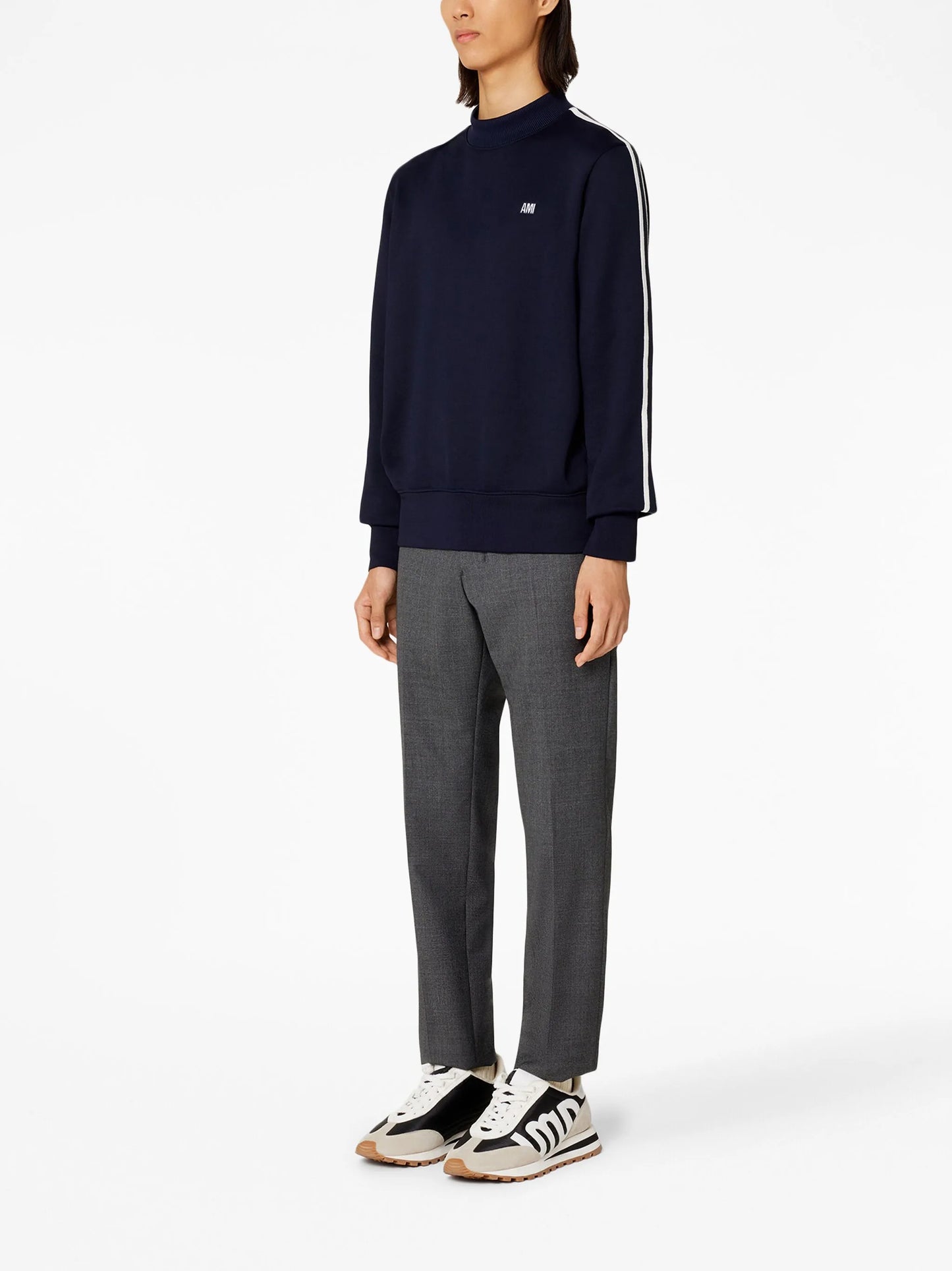 logo-embroidered sweatshirt