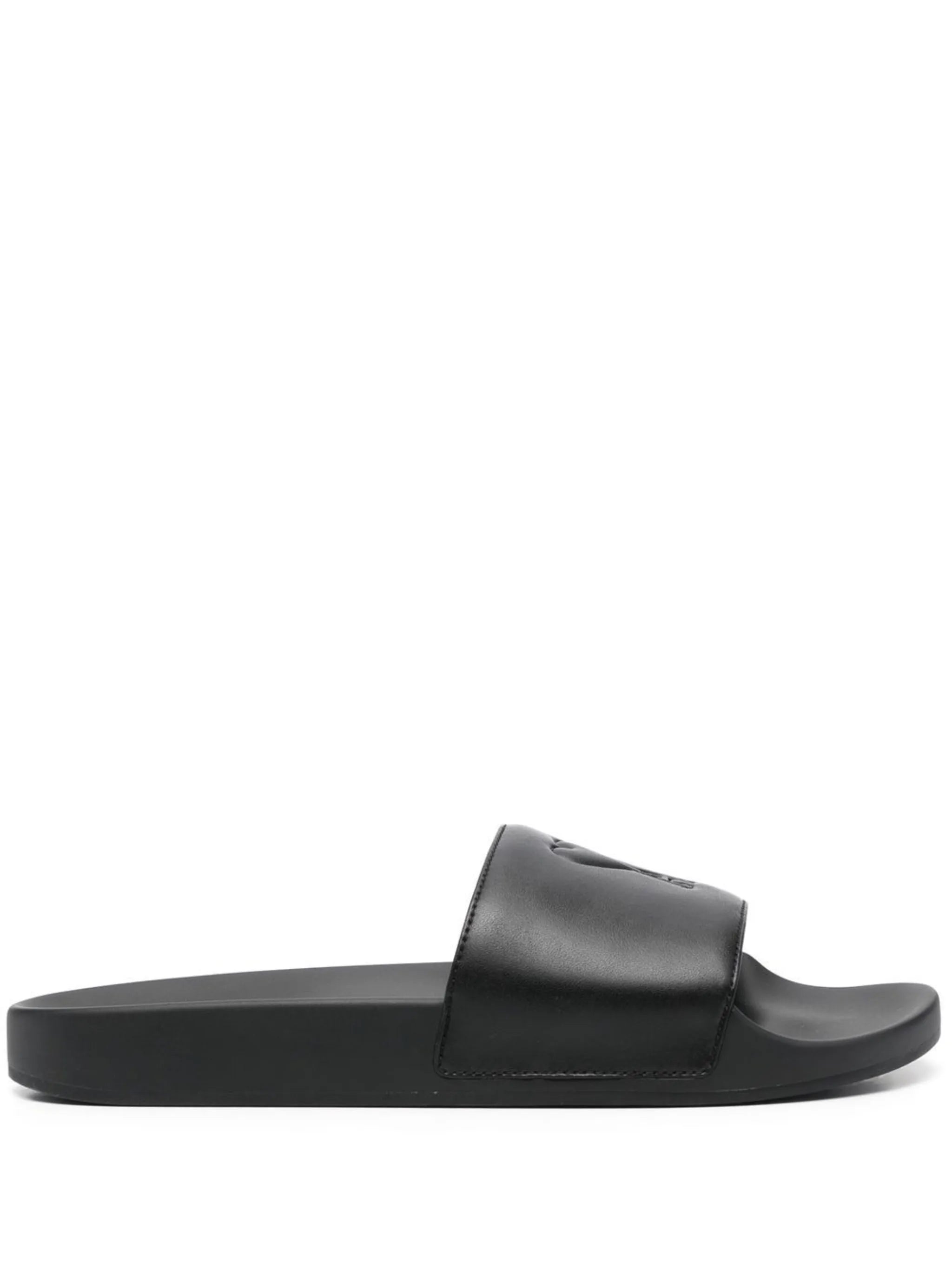 Ami de Coeur flat slides
