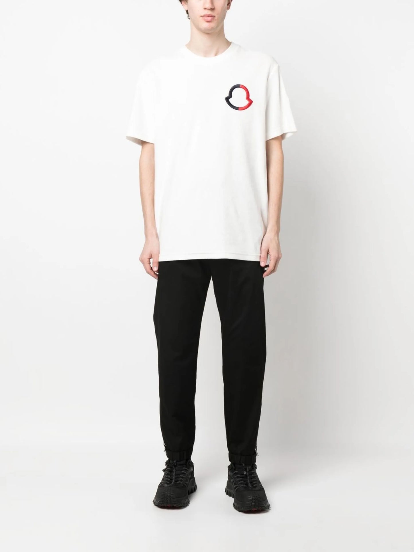embroidered-logo detail T-shirt