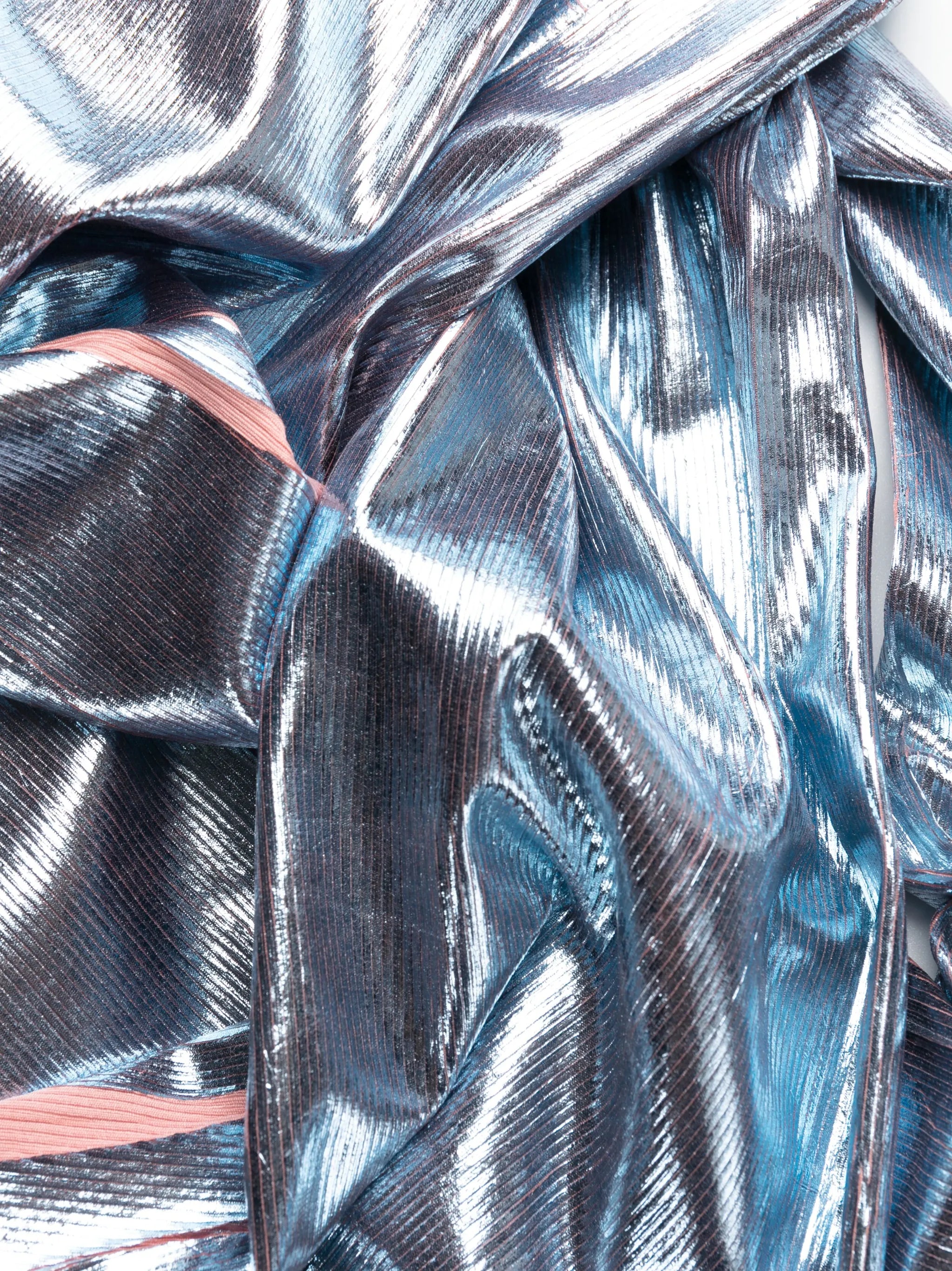 stretch iridescent leggings