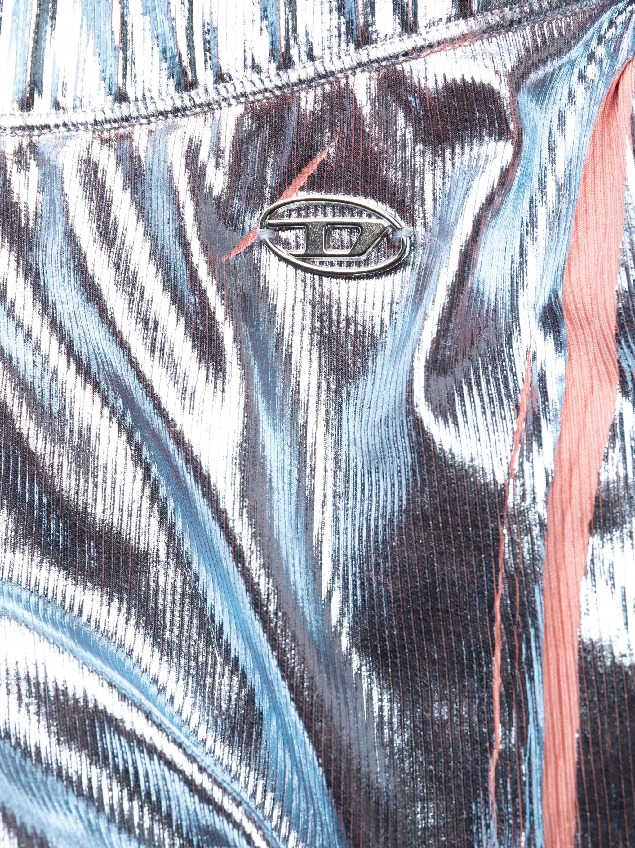 stretch iridescent leggings