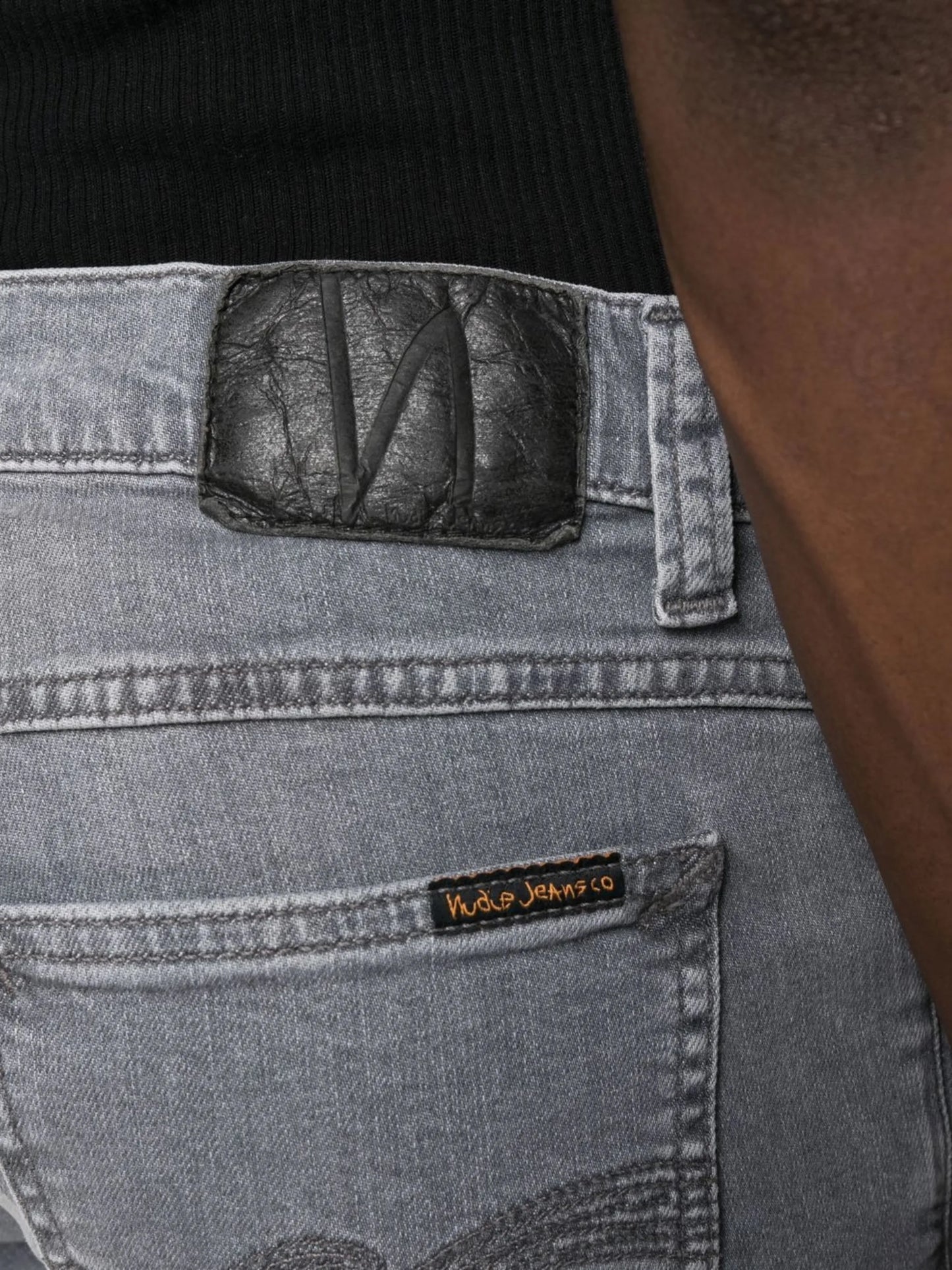 mid-rise skinny jeans