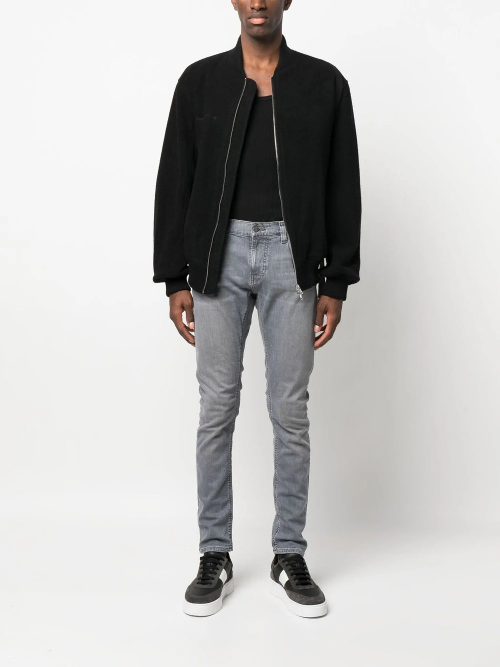 mid-rise skinny jeans