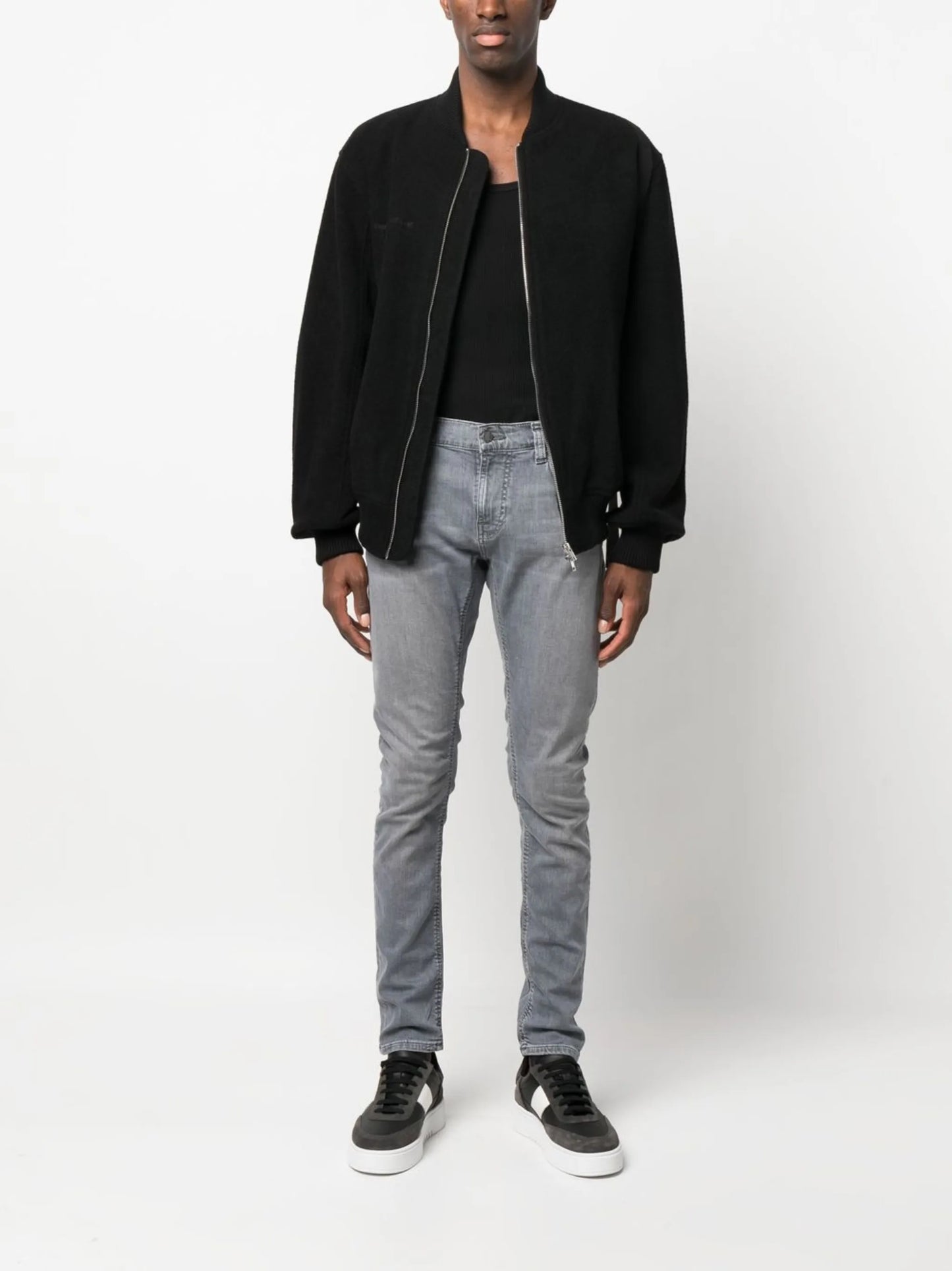 mid-rise skinny jeans