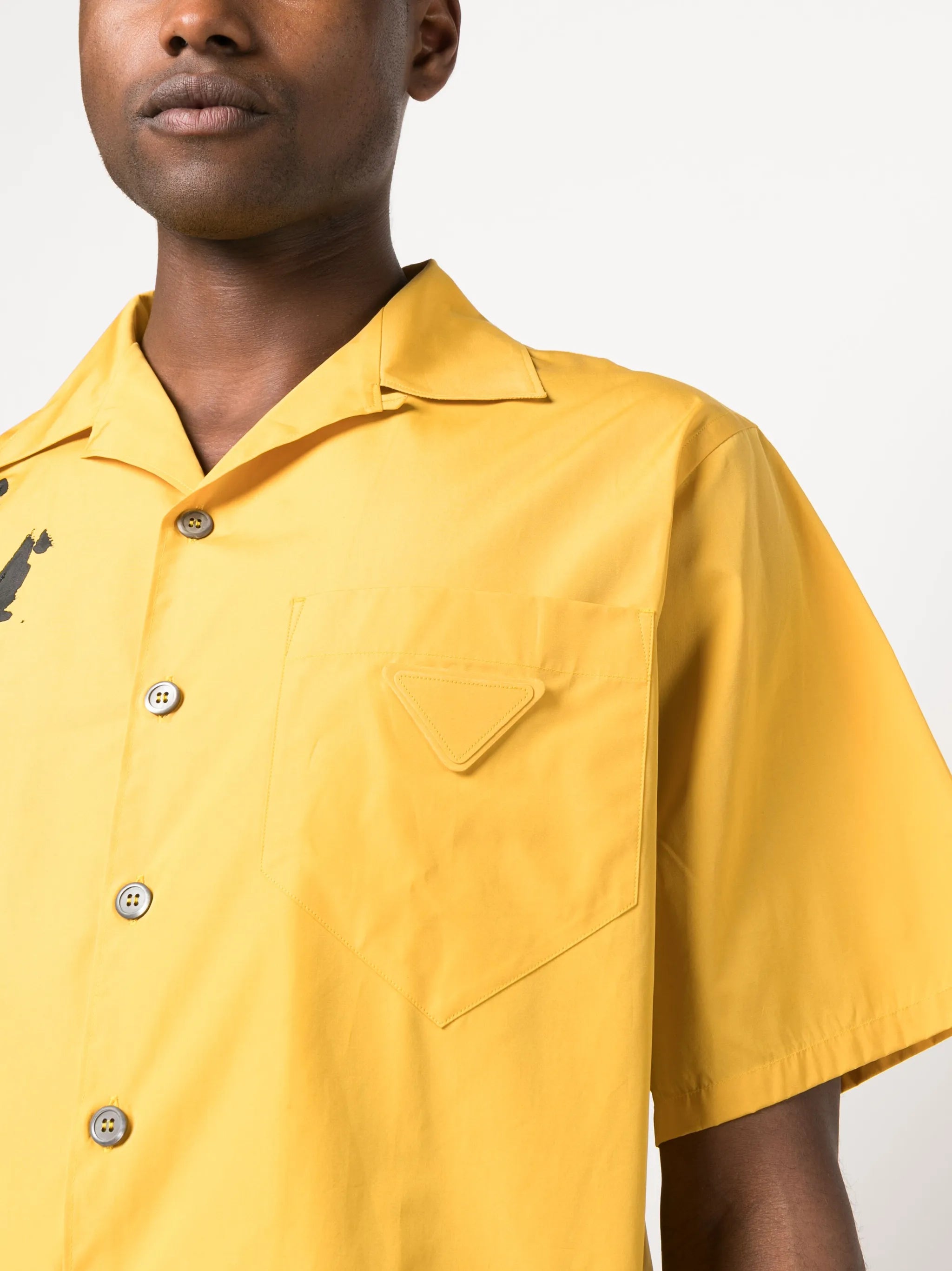 graphic-print short-sleeve shirt