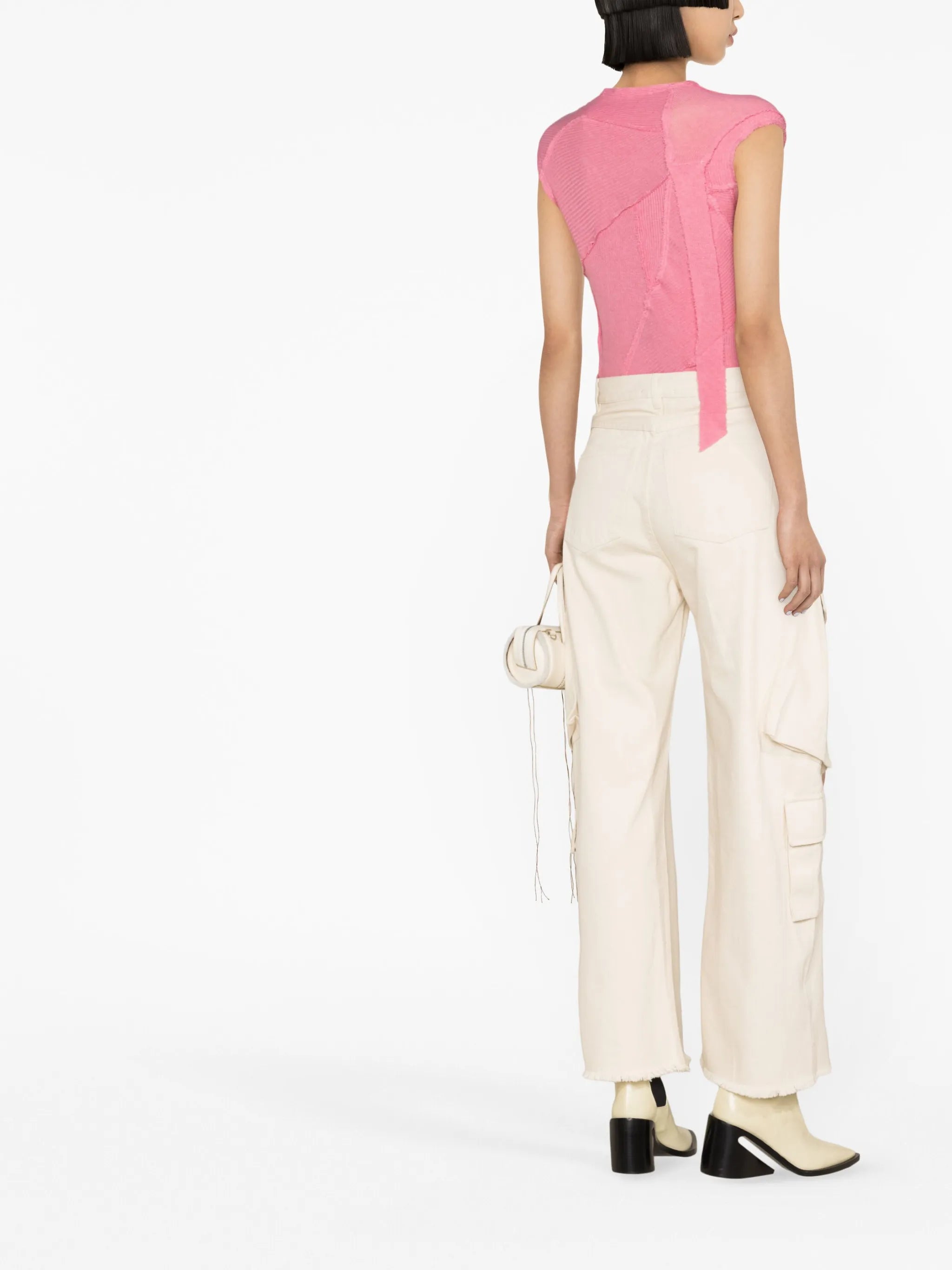 wide-leg cargo jeans