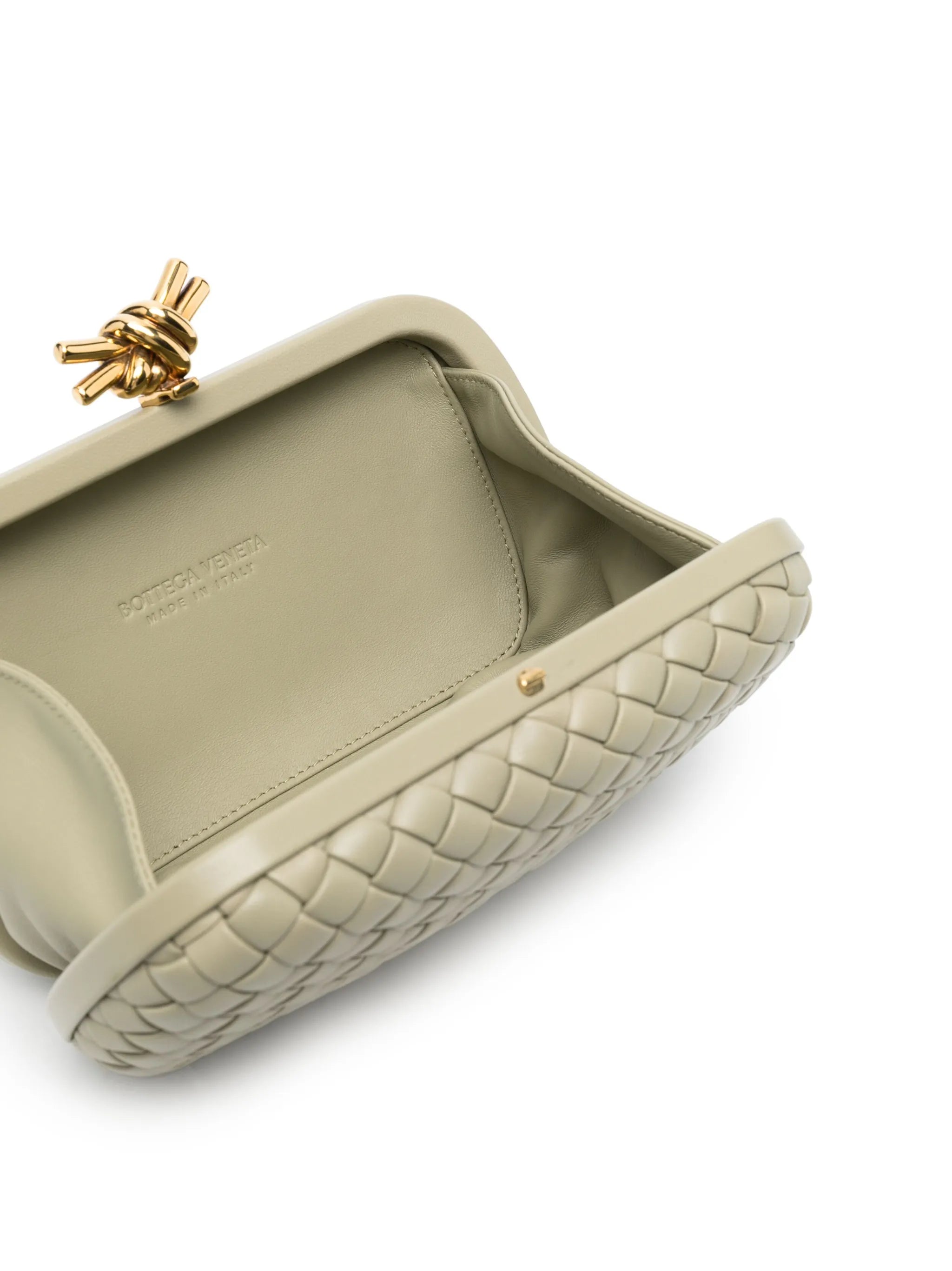 Knot clutch bag