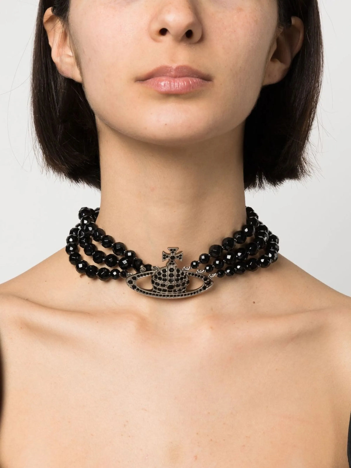 Messaline Orb three-row chocker