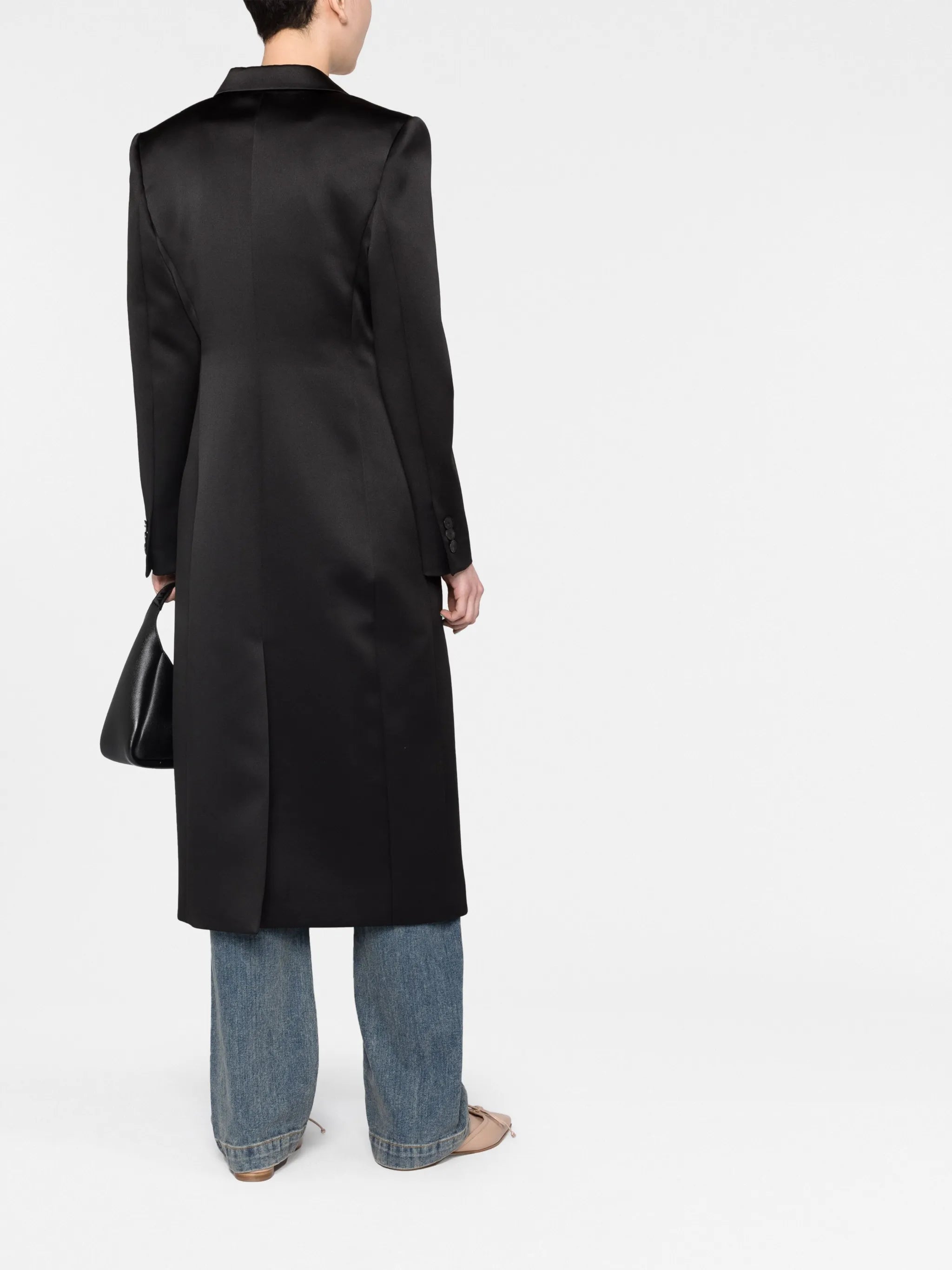 single-breasted mid-length coat