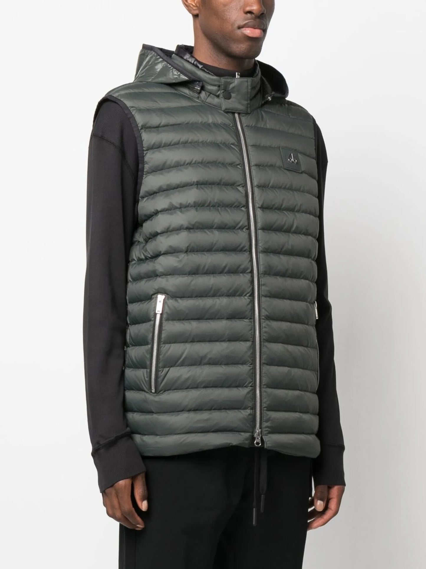 zip-up hooded gillet