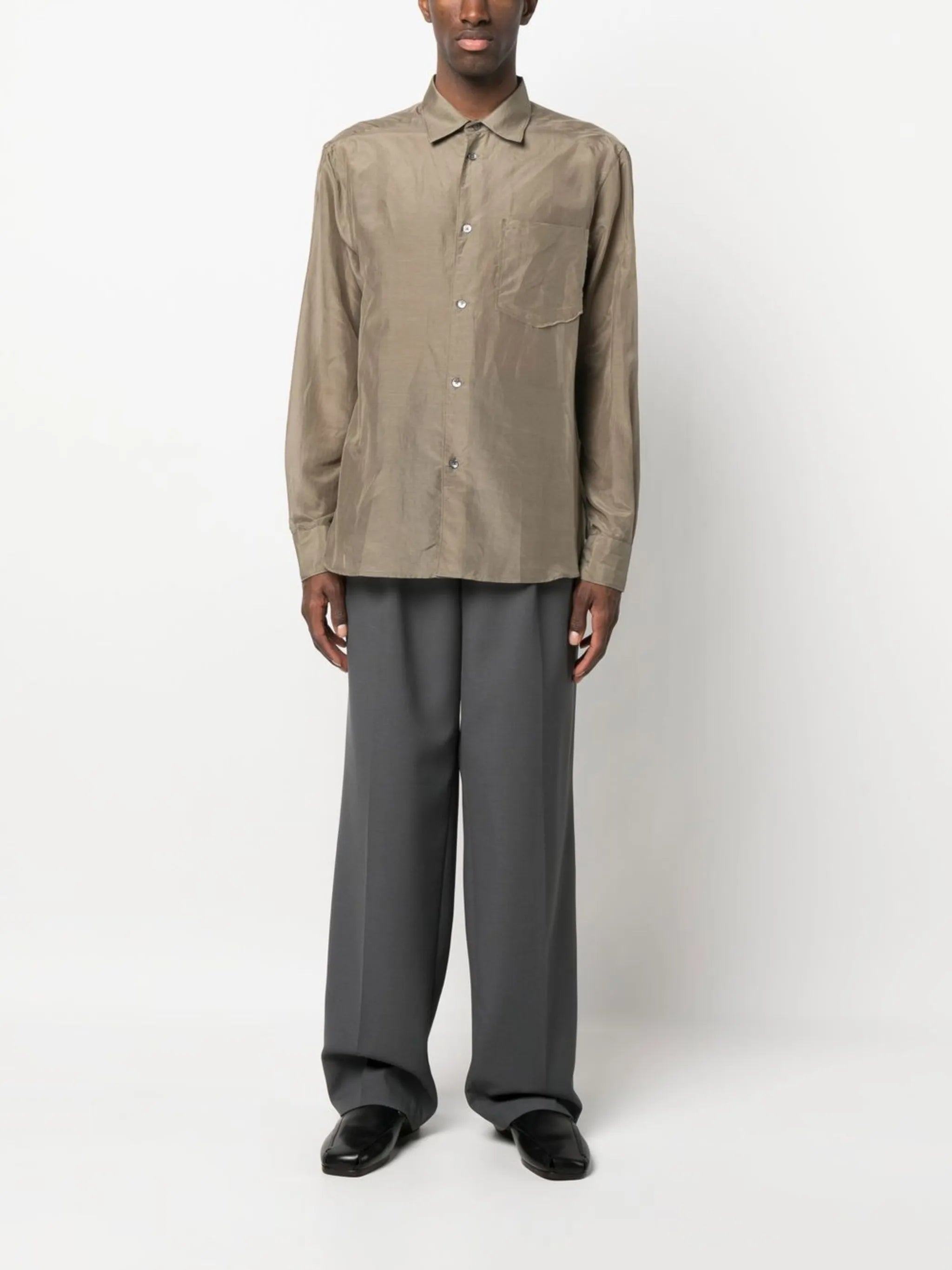 long-sleeve chest-pocket shirt