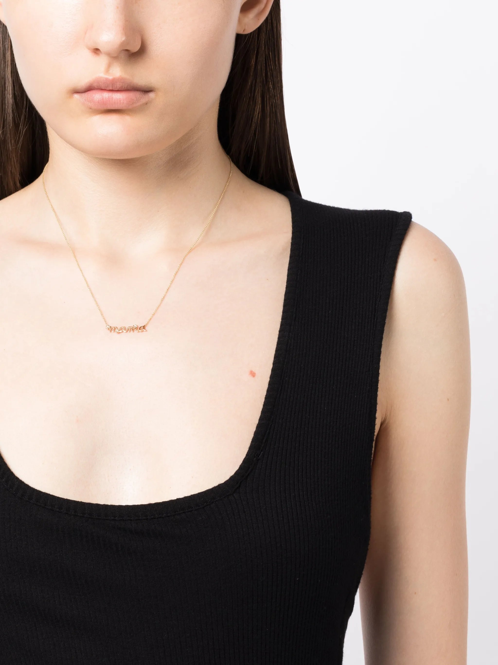 14kt yellow gold Mama Daisy necklace